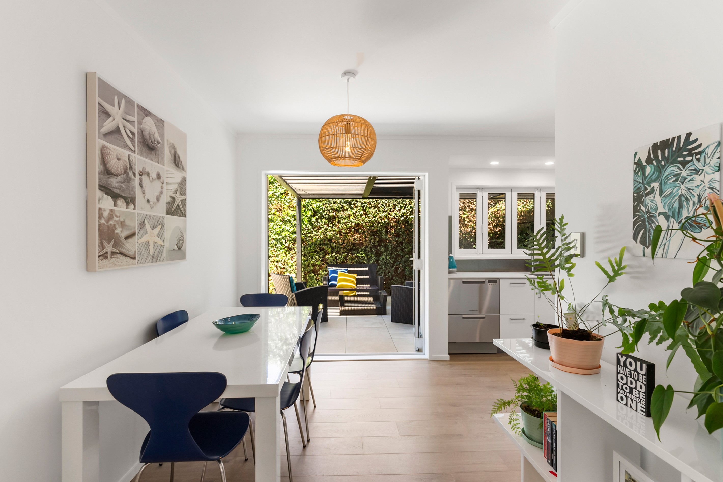 2/16 Imogene Way, Half Moon Bay, Manukau City