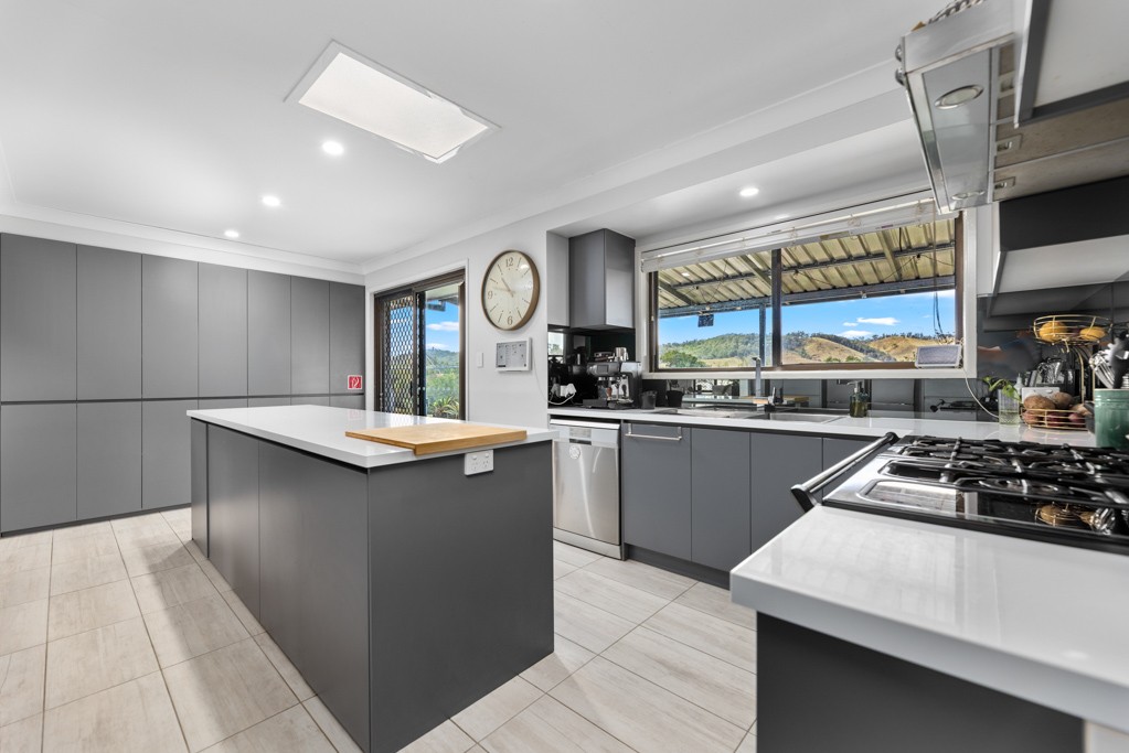 130 Sandy Creek Road, Sandy Creek, QLD 4515