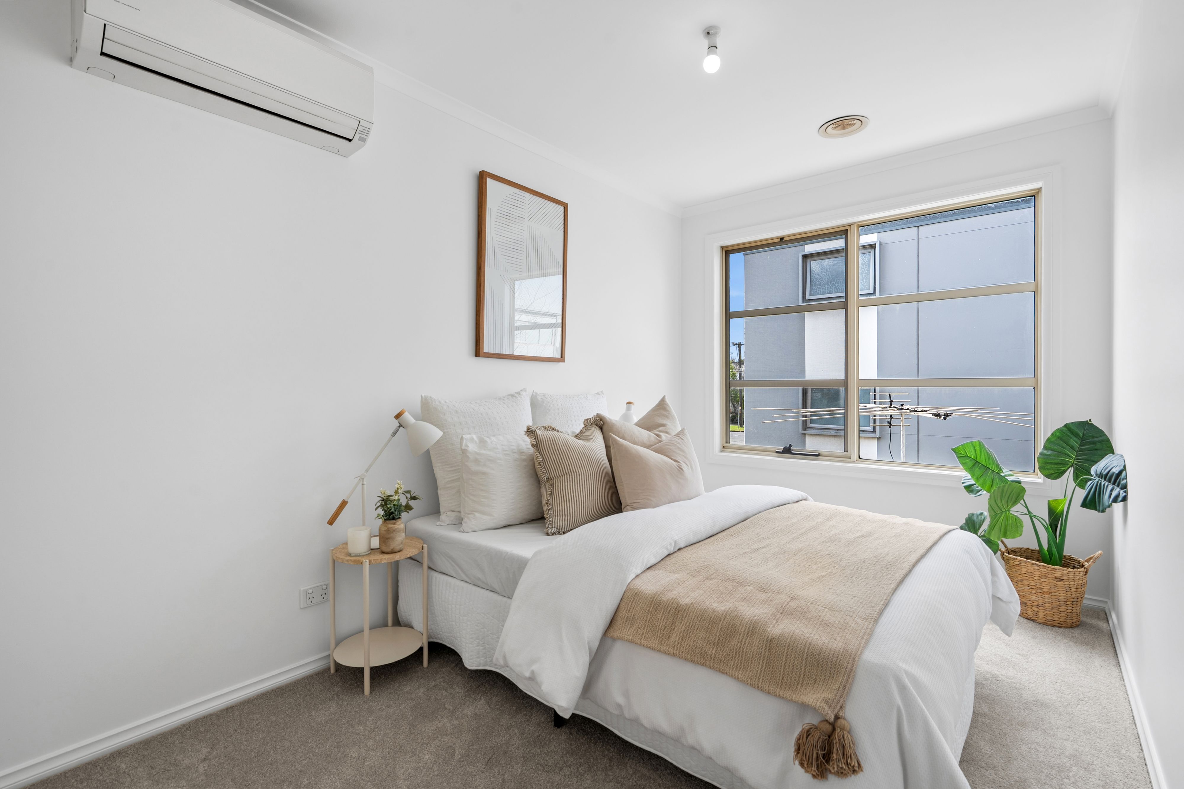 24 Balliang Street — photo 9 of 10
