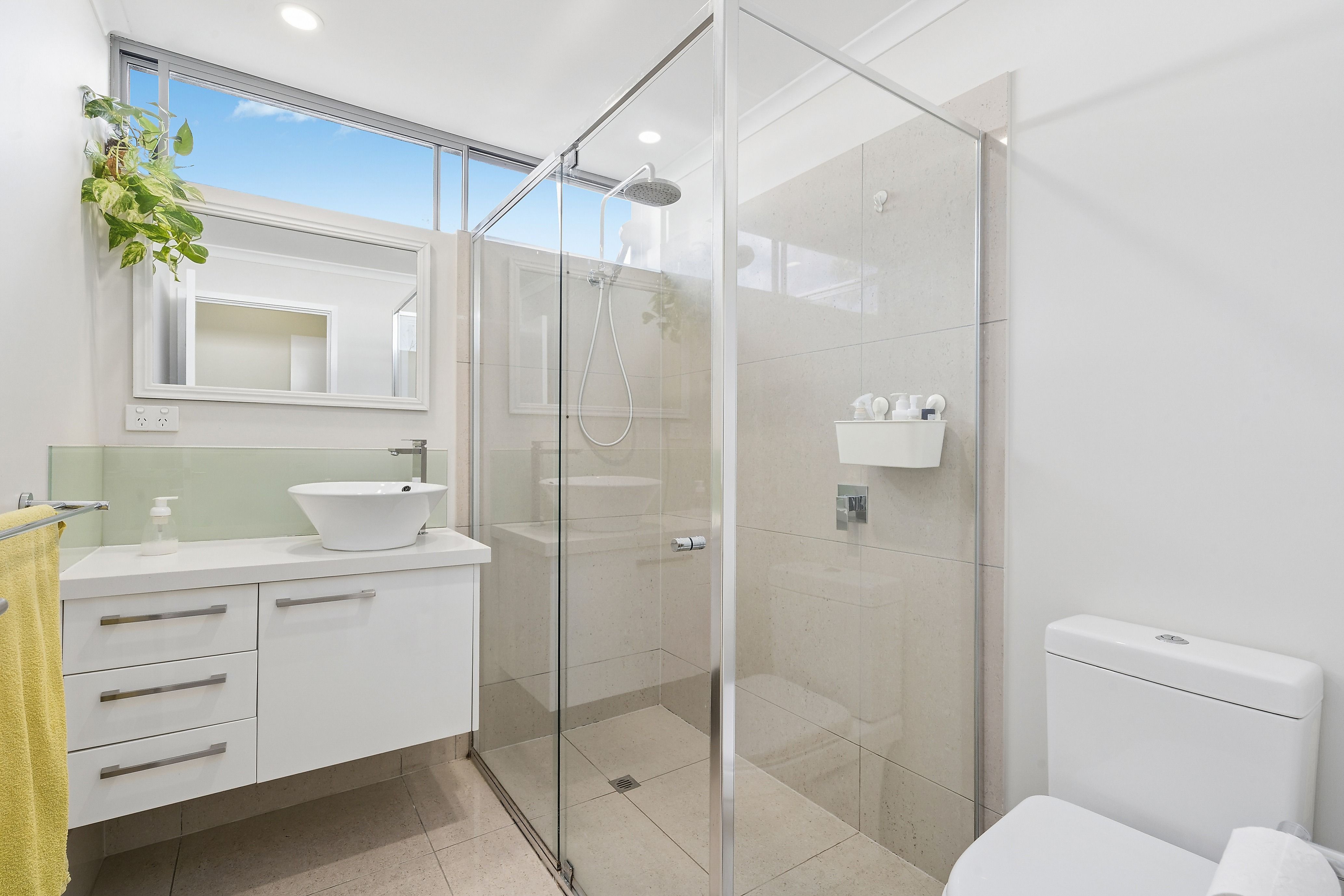 3/586 Sherwood Road — photo 8 of 10