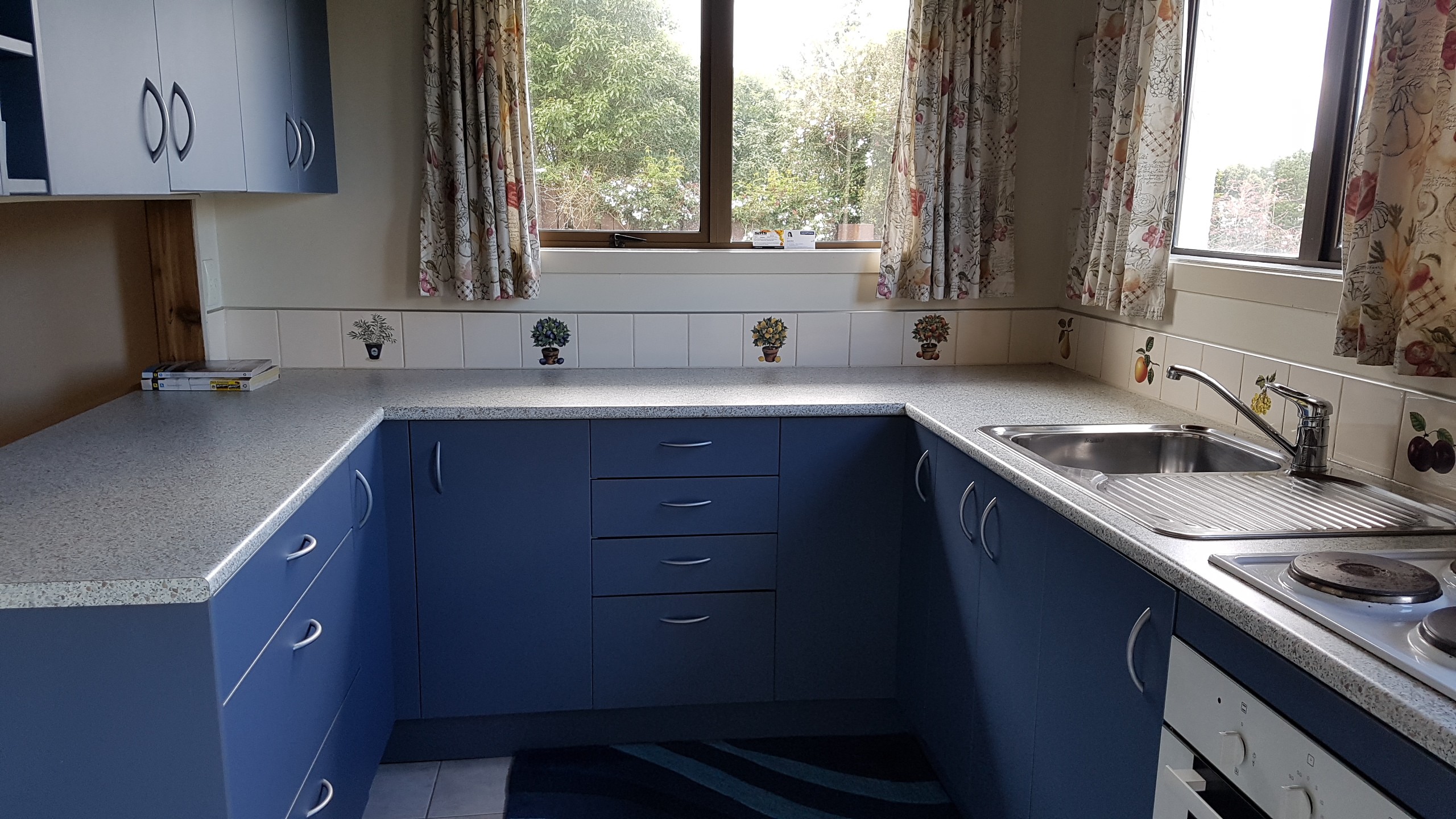 A/713 East Coast Road, Browns Bay, North Shore City