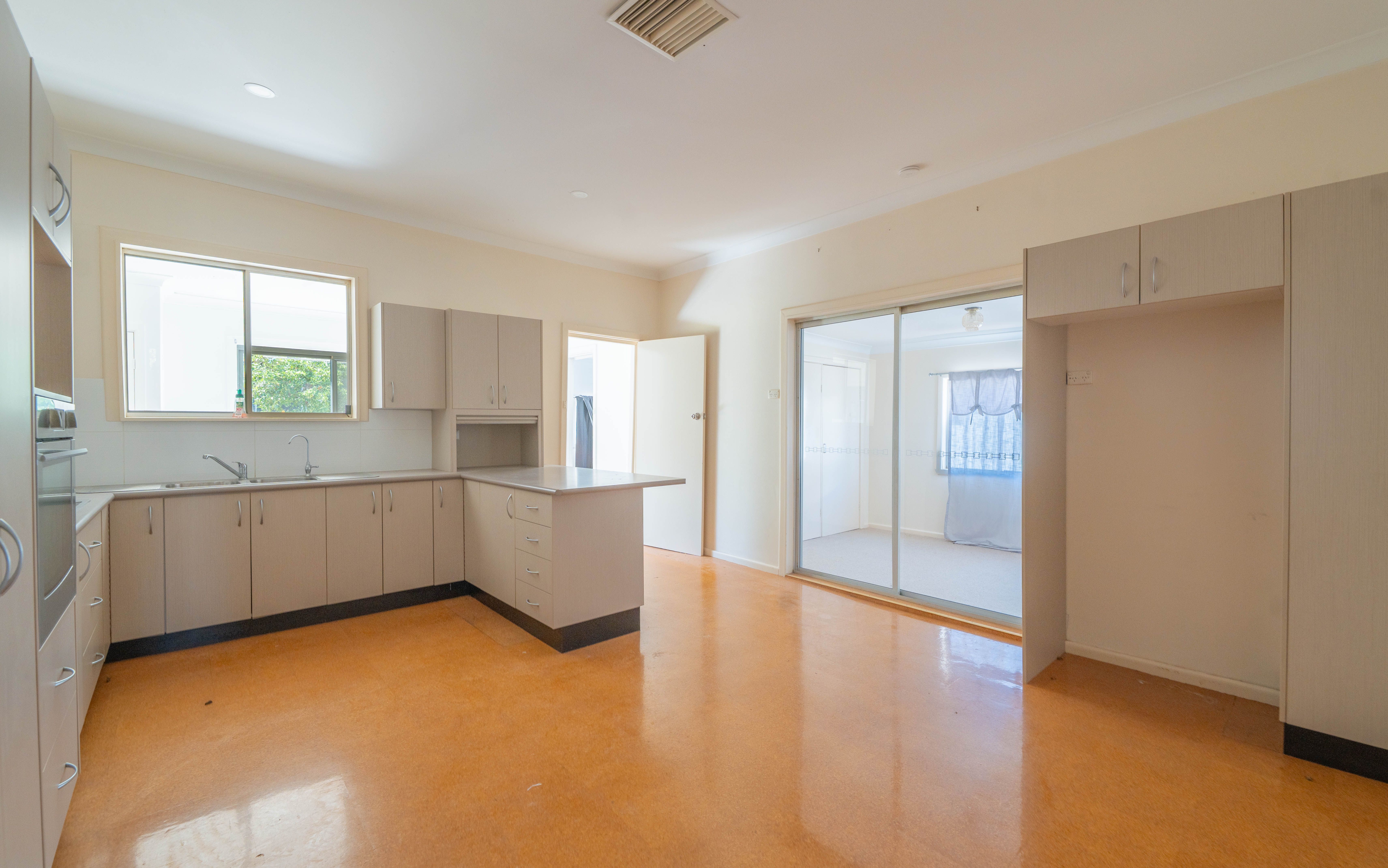 84 Mitchell Street, Parkes, NSW 2870