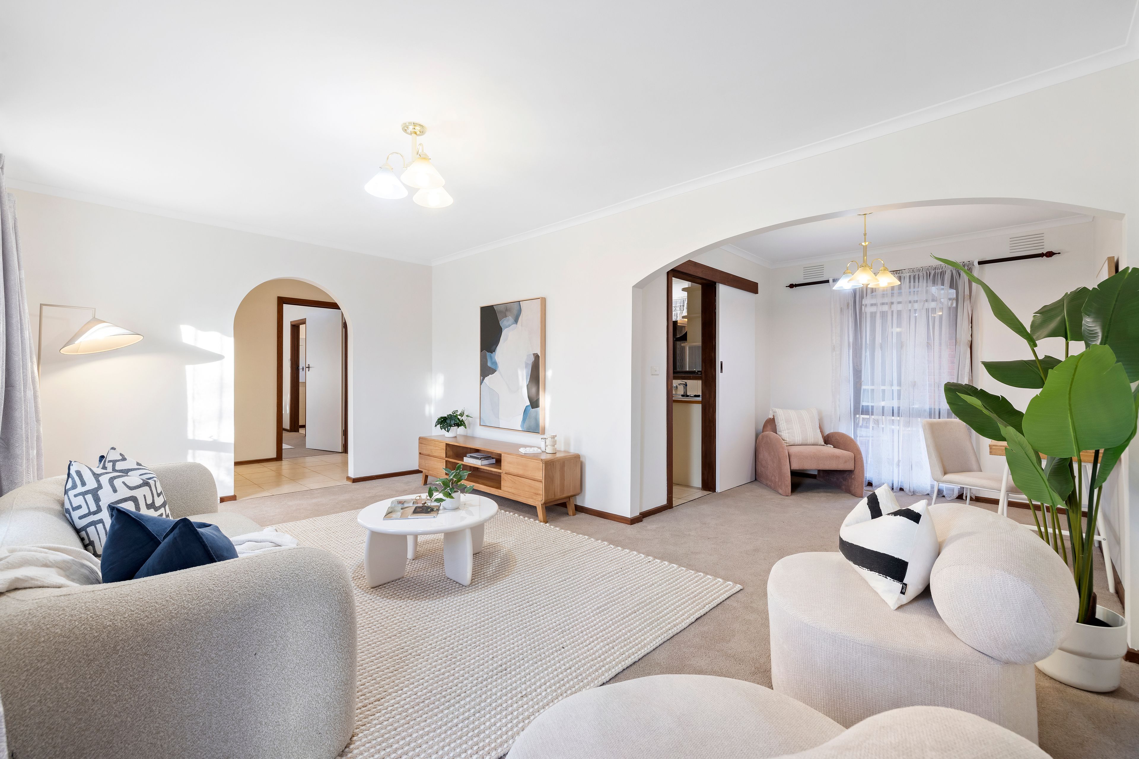 8 Narong Crescent — photo 3 of 13