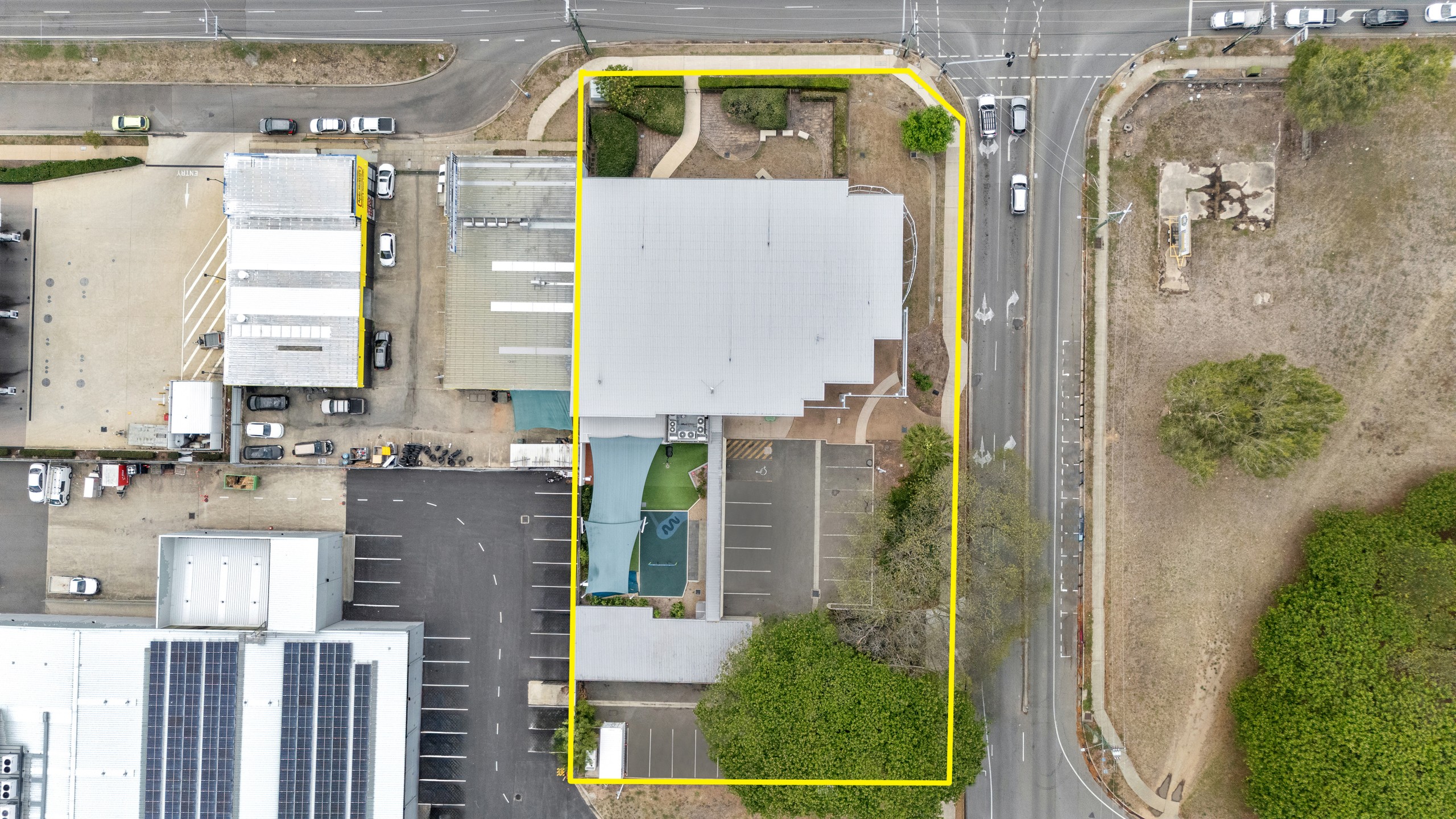 745-747 Riverway Drive, Thuringowa Central, QLD 4817