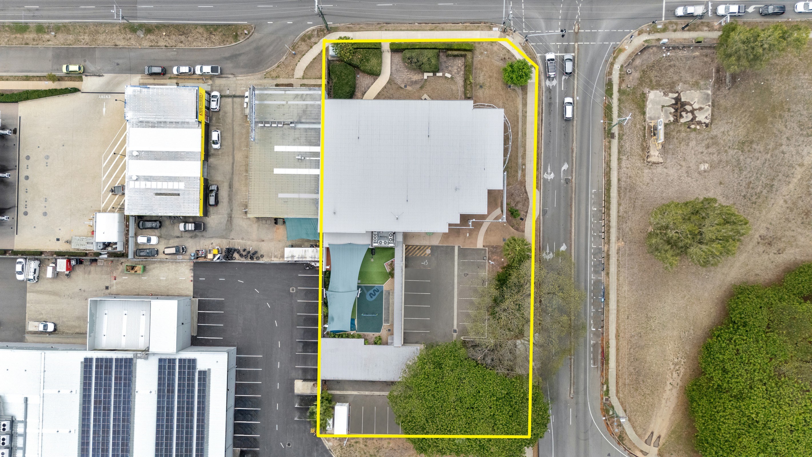 745-747 Riverway Drive, Thuringowa Central, QLD 4817