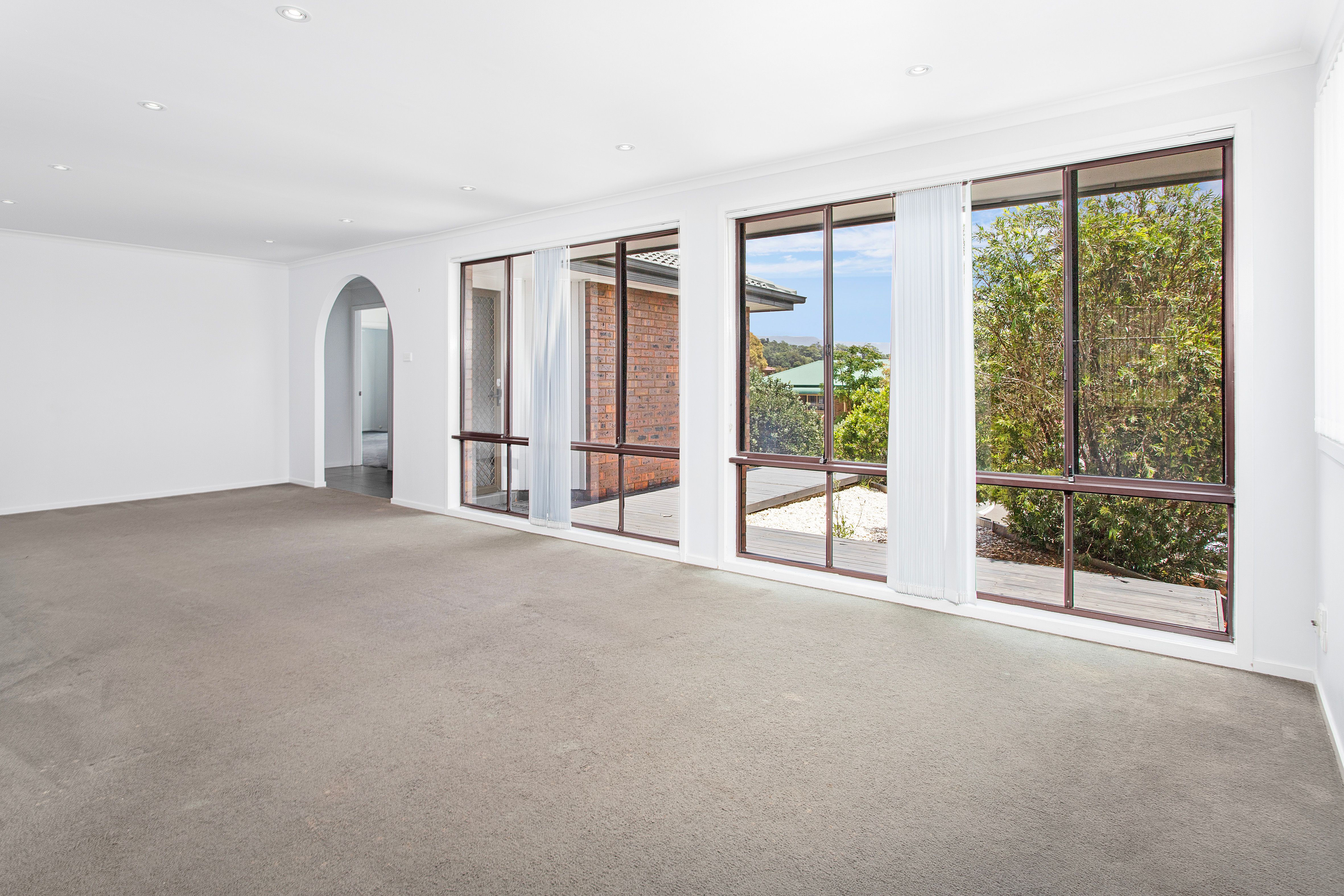 39 Barton Drive, Kiama Downs, NSW 2533