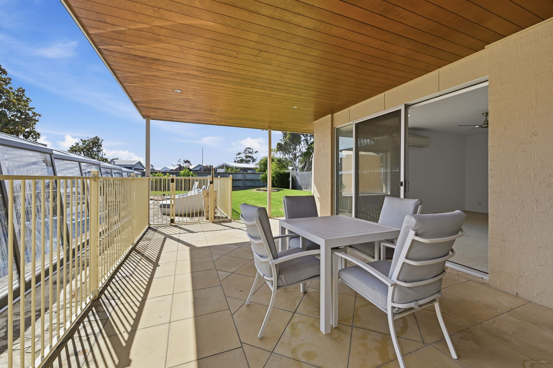 20 Paperbark Place — photo 8 of 21