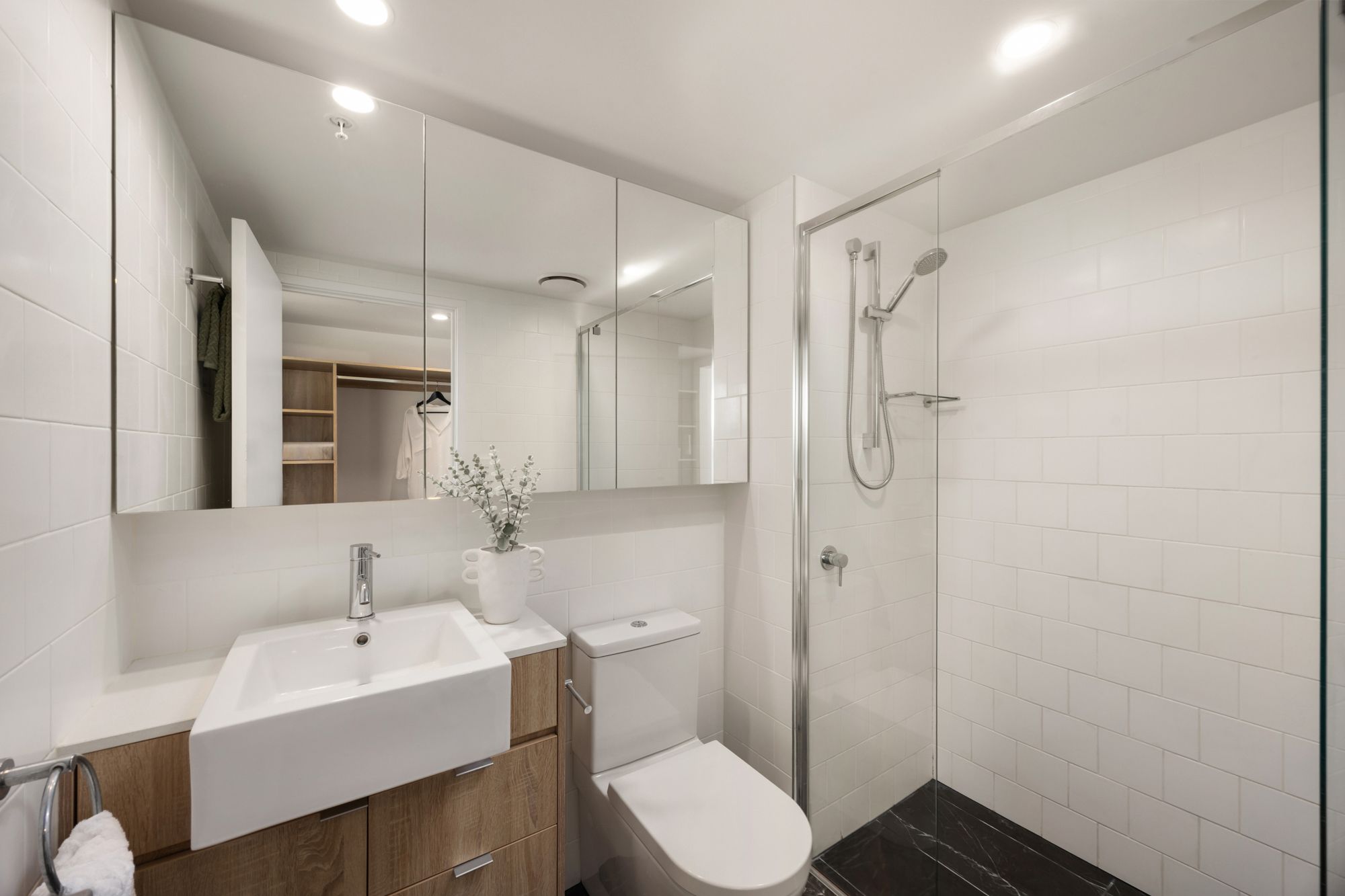 907/60 Doggett Street — photo 11 of 17