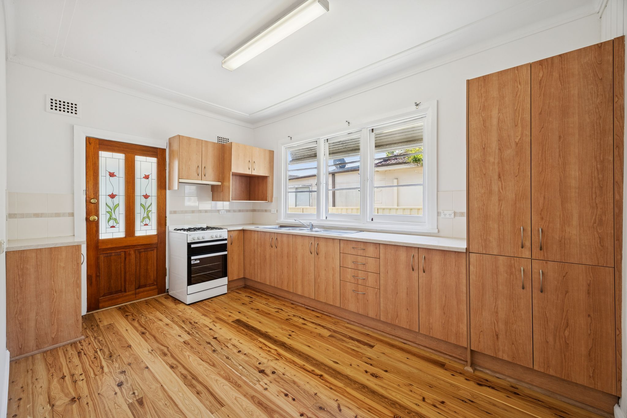 195 Victoria Road, Punchbowl, NSW 2196