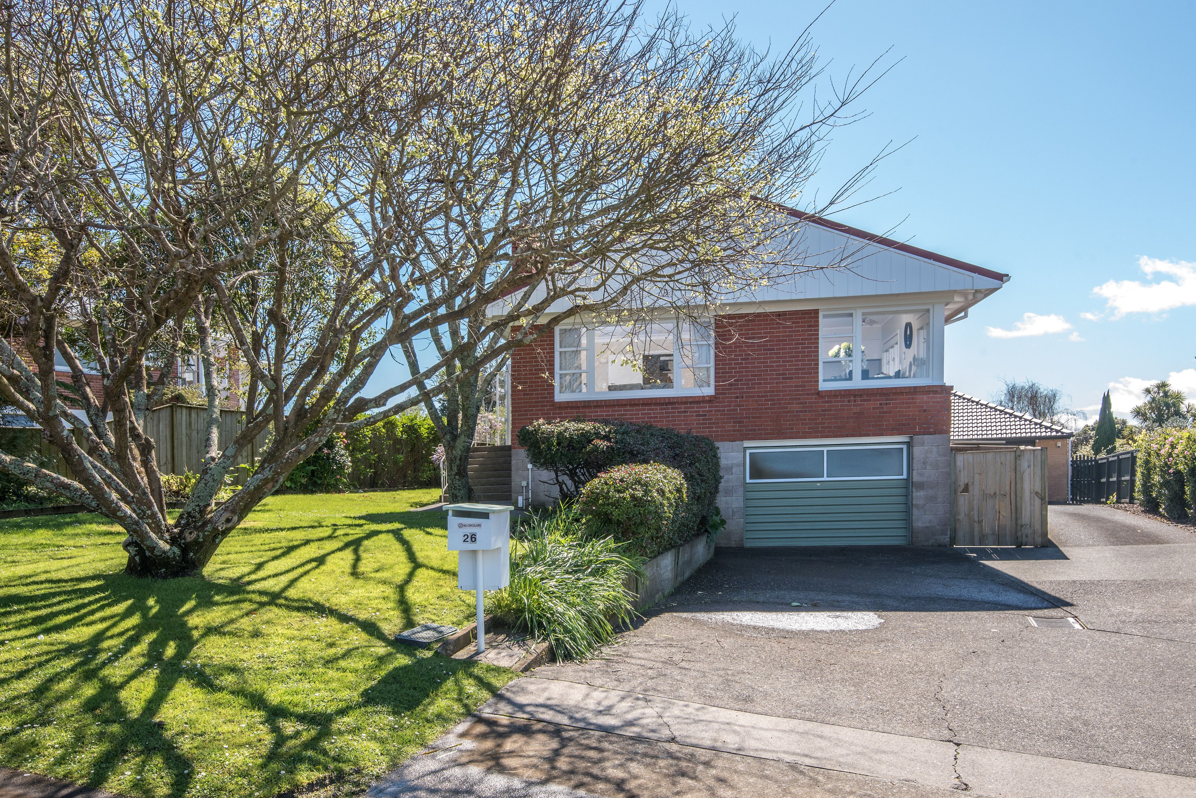26 Andrew Road, Howick, Manukau City