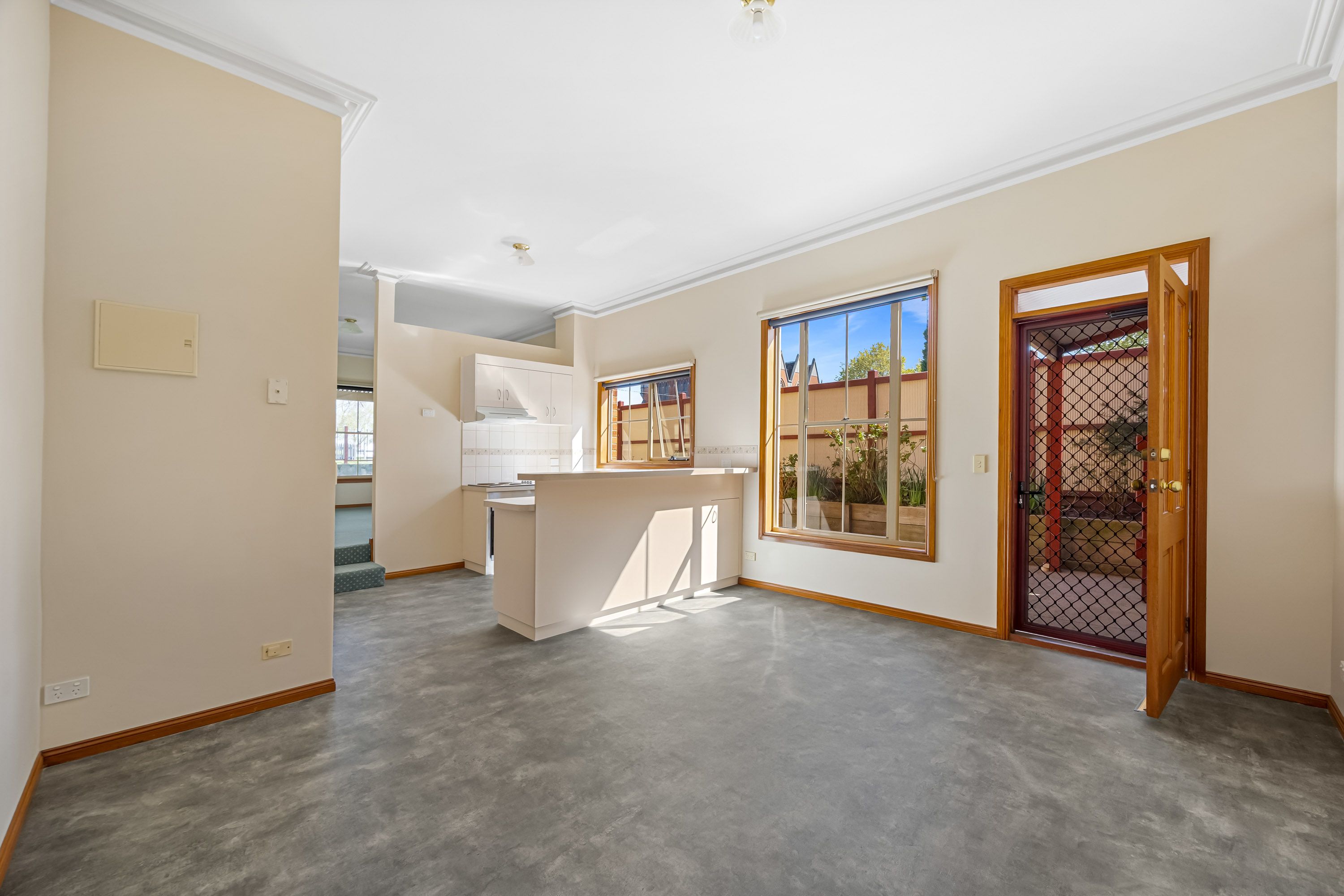 432 Neill Street — photo 5 of 11