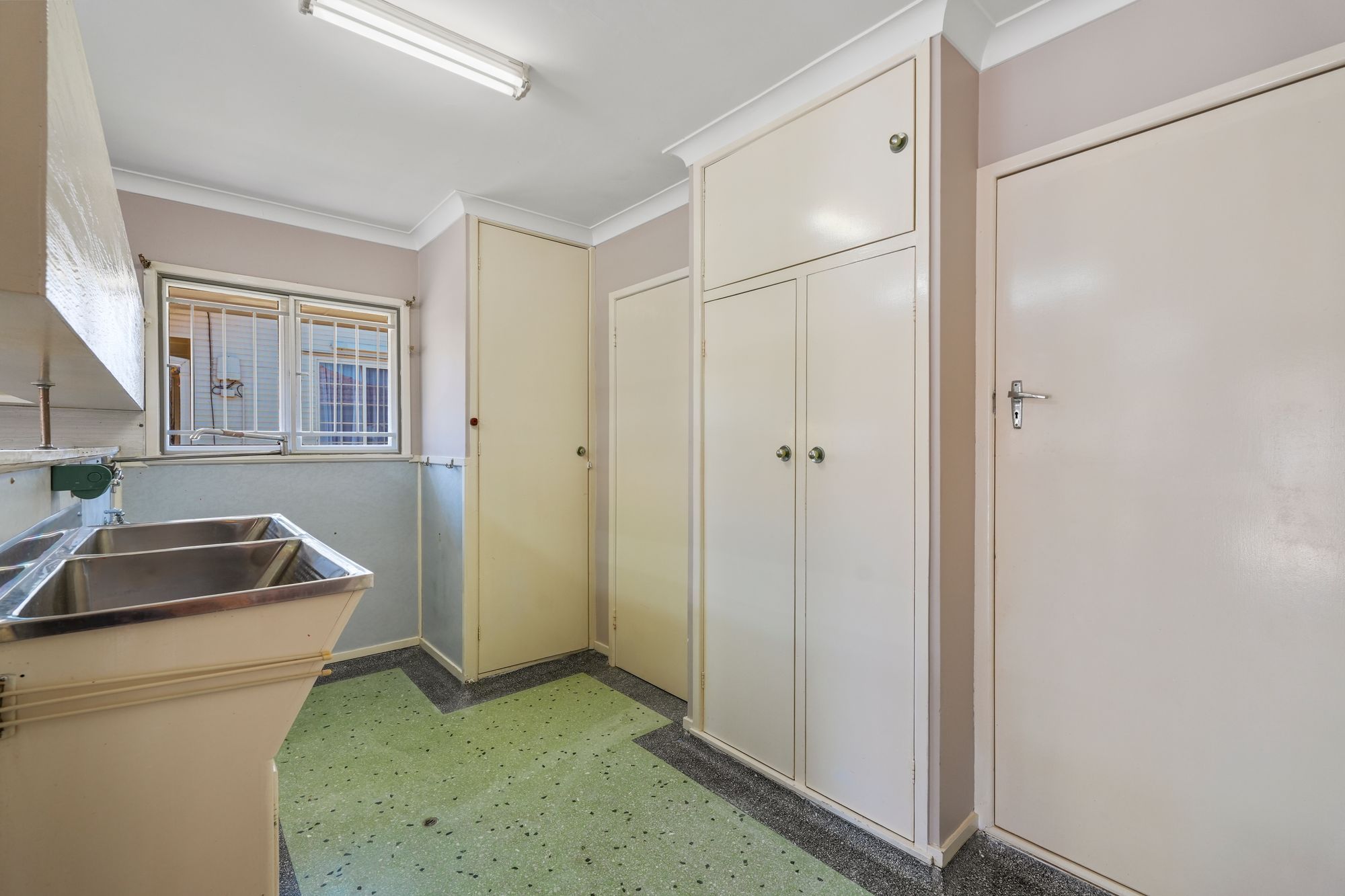 61 Nyleta Street — photo 14 of 24