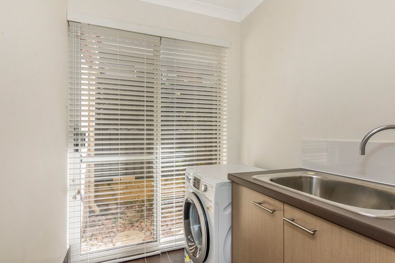 6 Vickers Road — photo 18 of 20
