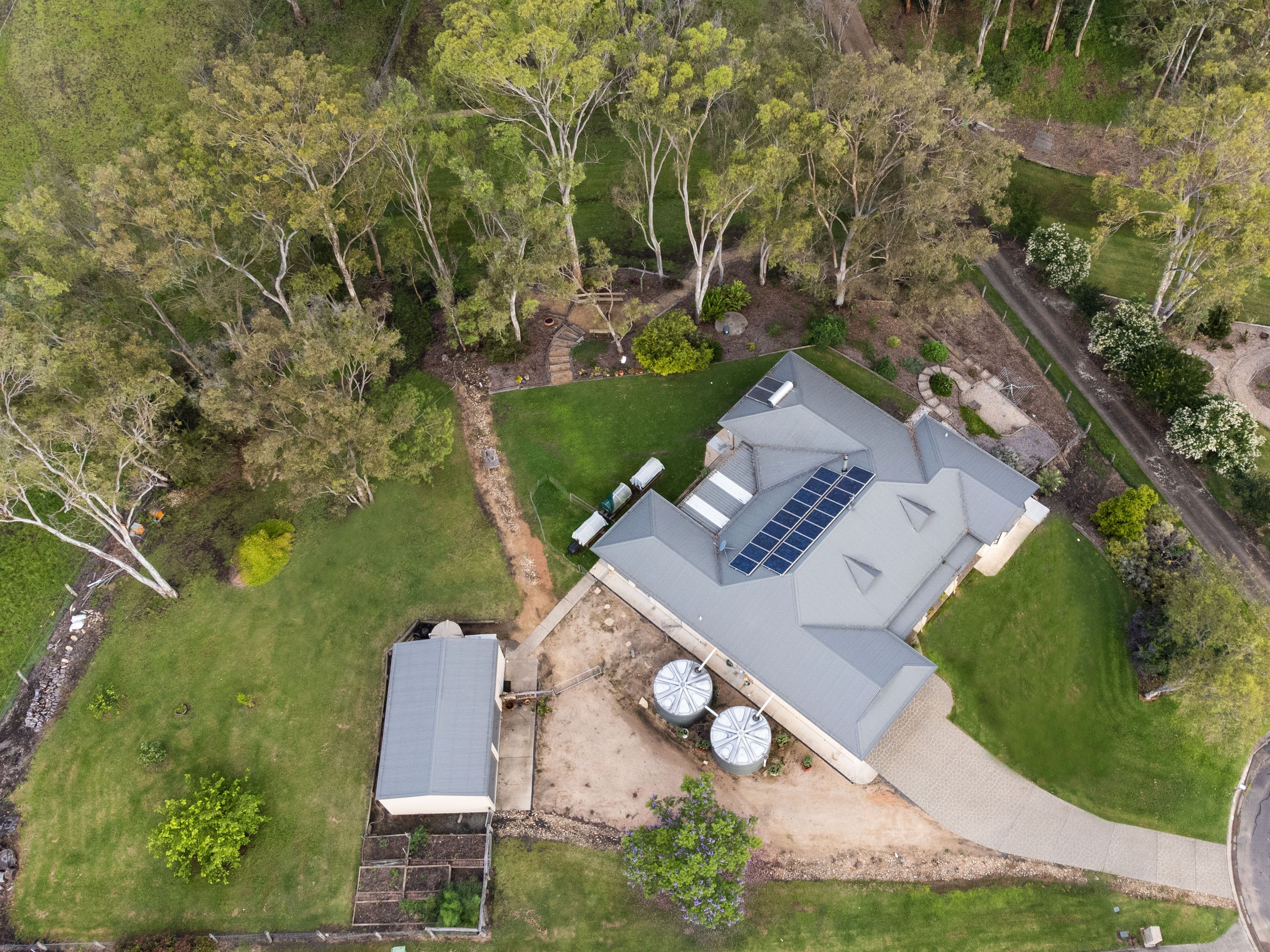 21 Lancaster Court, Top Camp, QLD 4350
