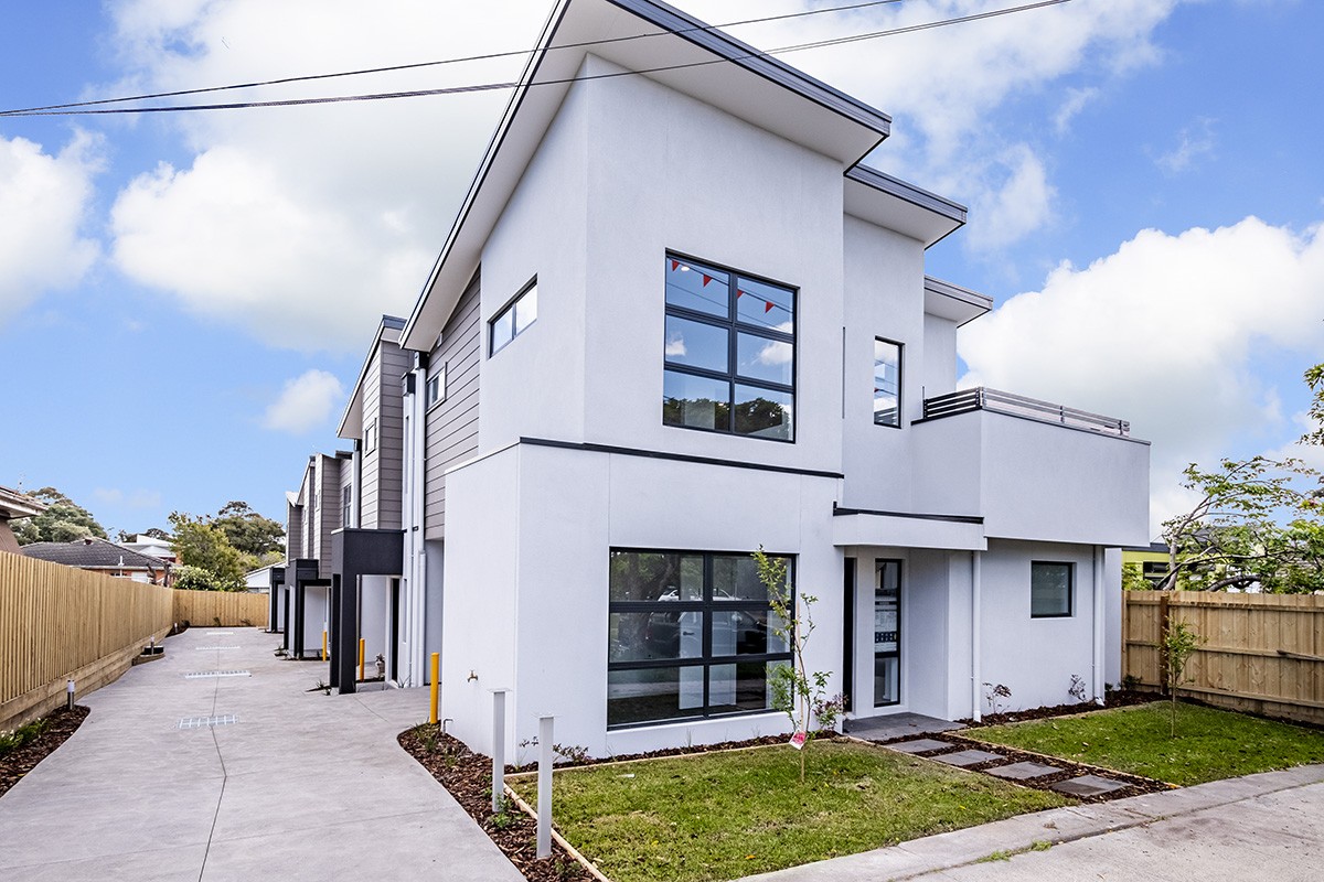 1/9 Lamb Street, Cranbourne, VIC 3977