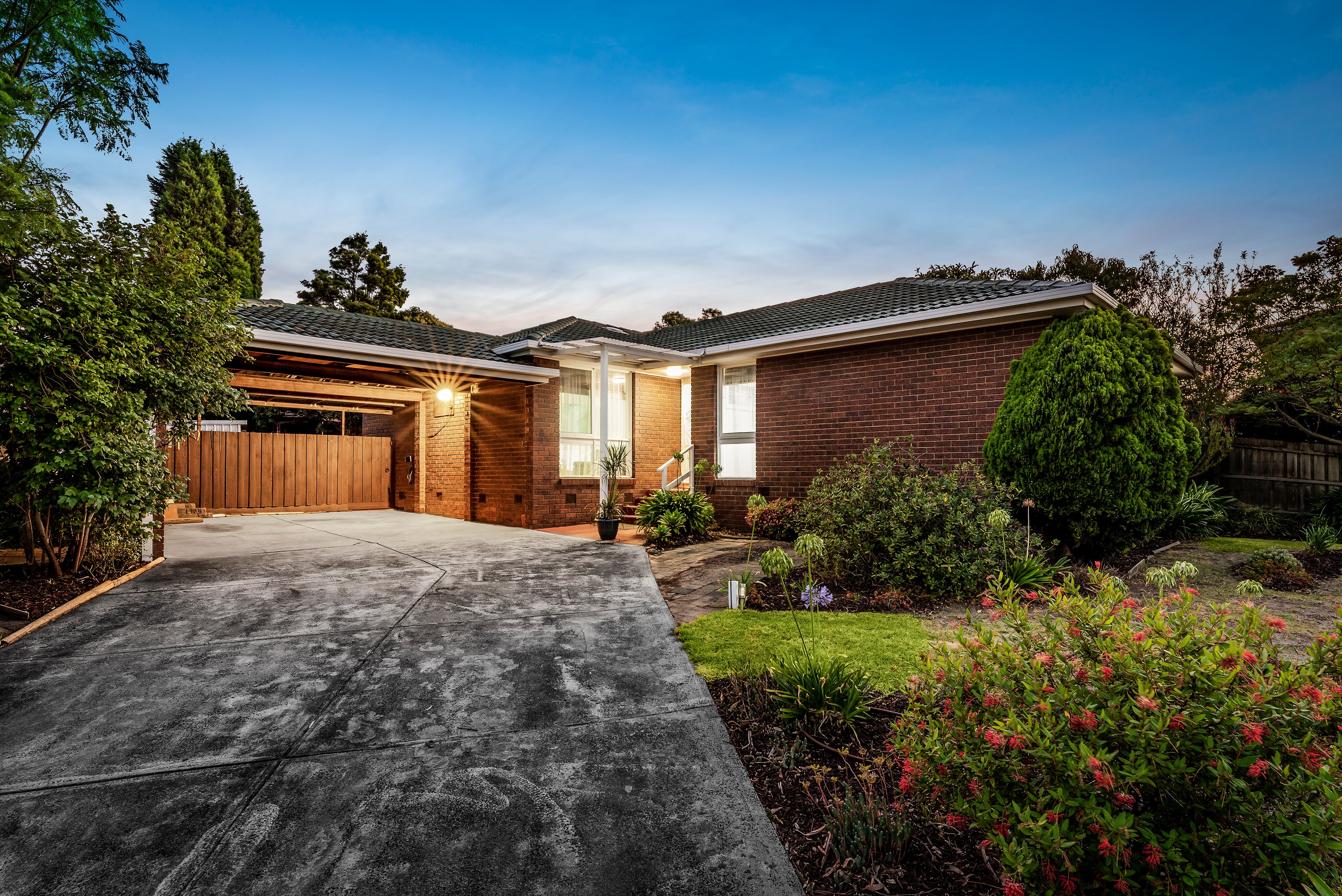 8 Amour Court, Wantirna South, VIC 3152