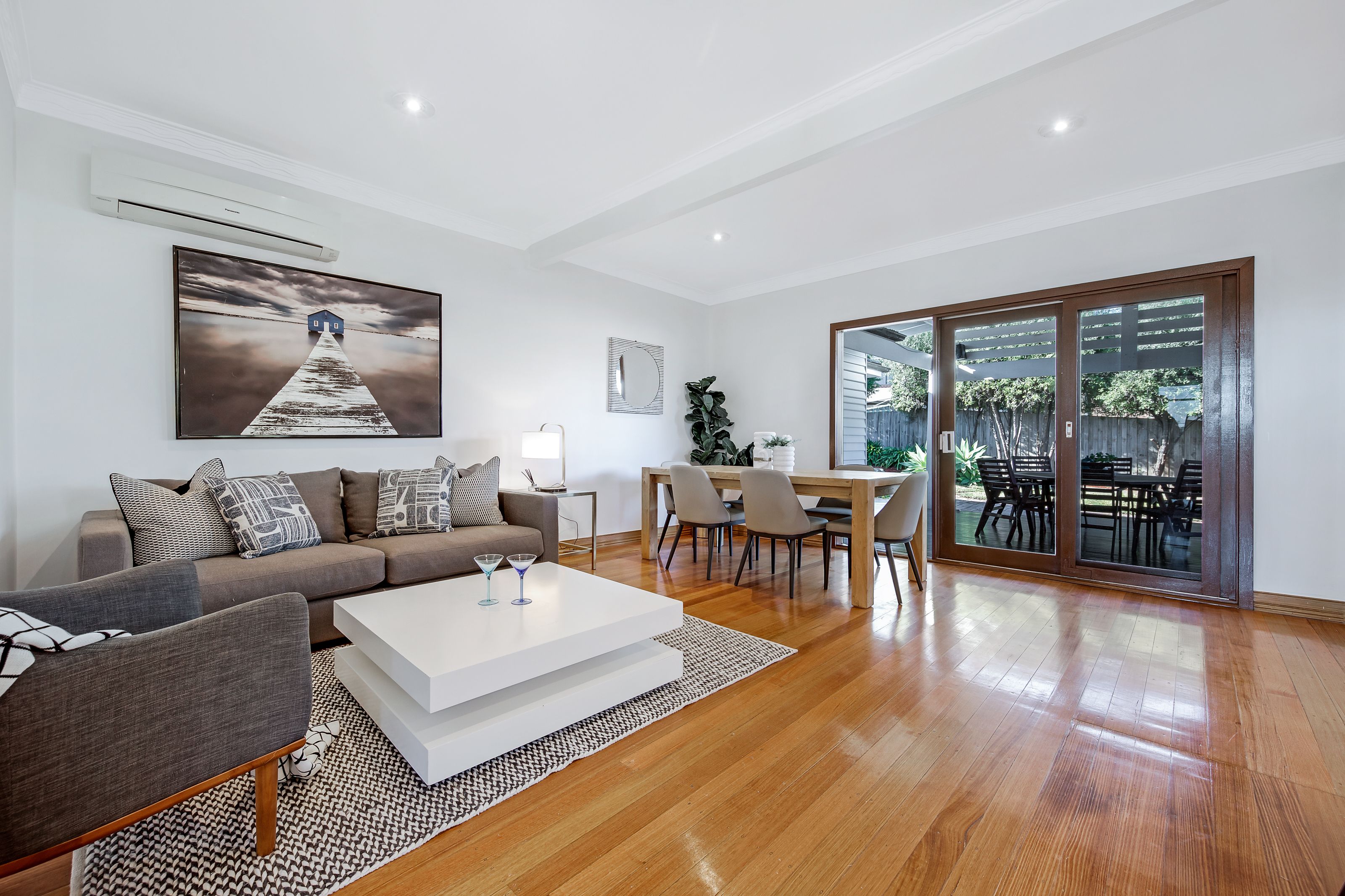 32 Wave Avenue, Mount Waverley, VIC 3149