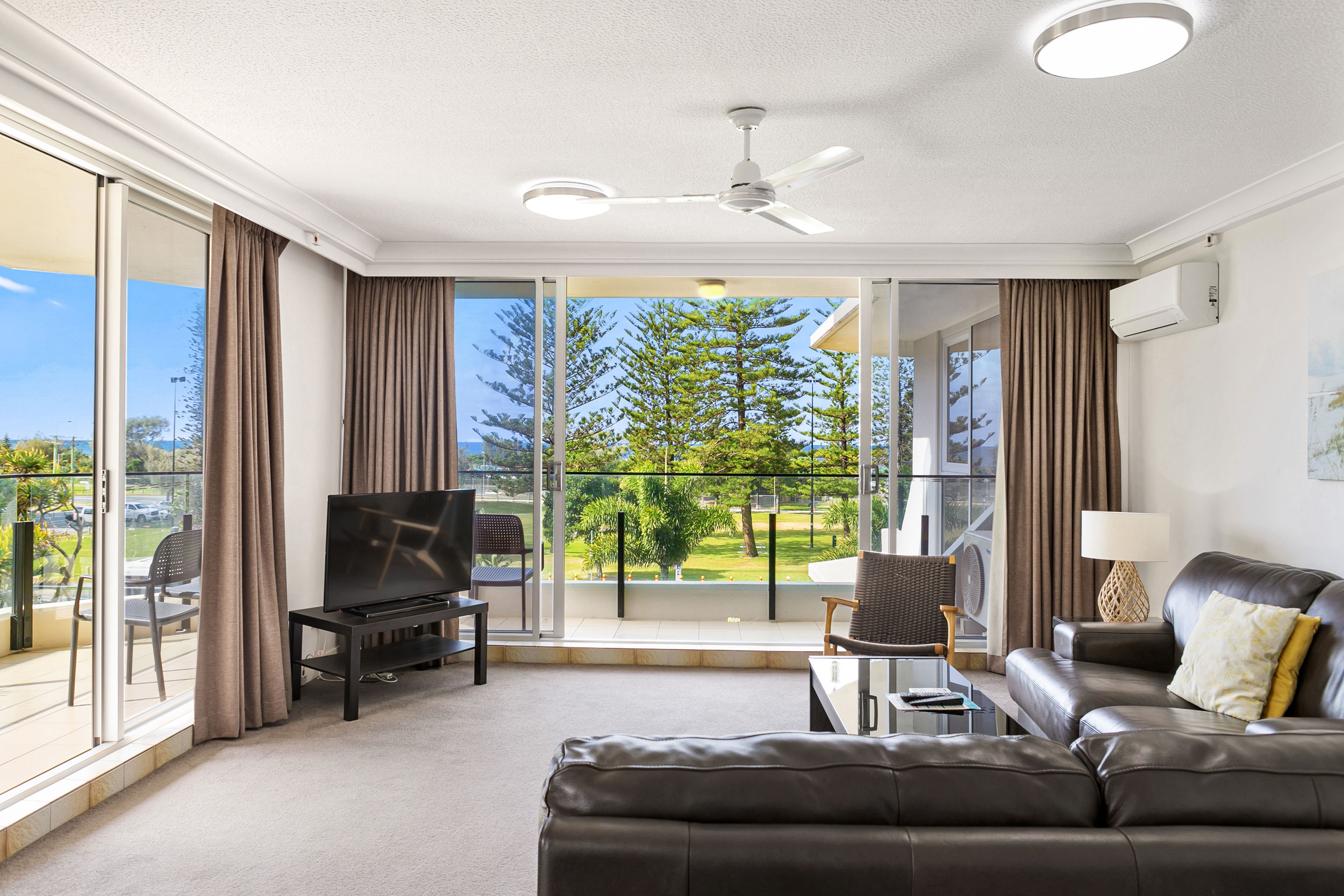 2B/1 Albert Avenue, Broadbeach, QLD 4218