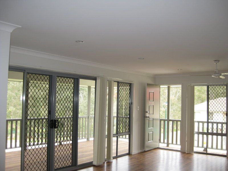 16 Salomon Court, Goodna, QLD 4300