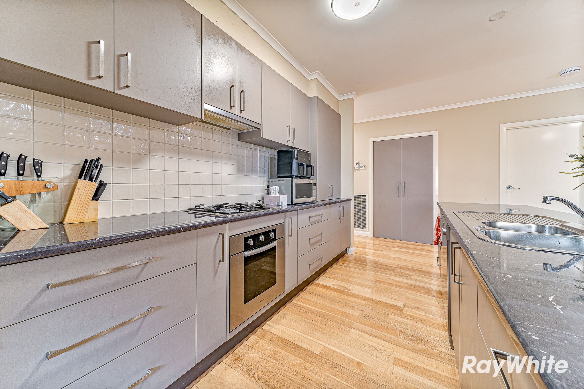 23 Alison Boulevard, Epsom, VIC 3551