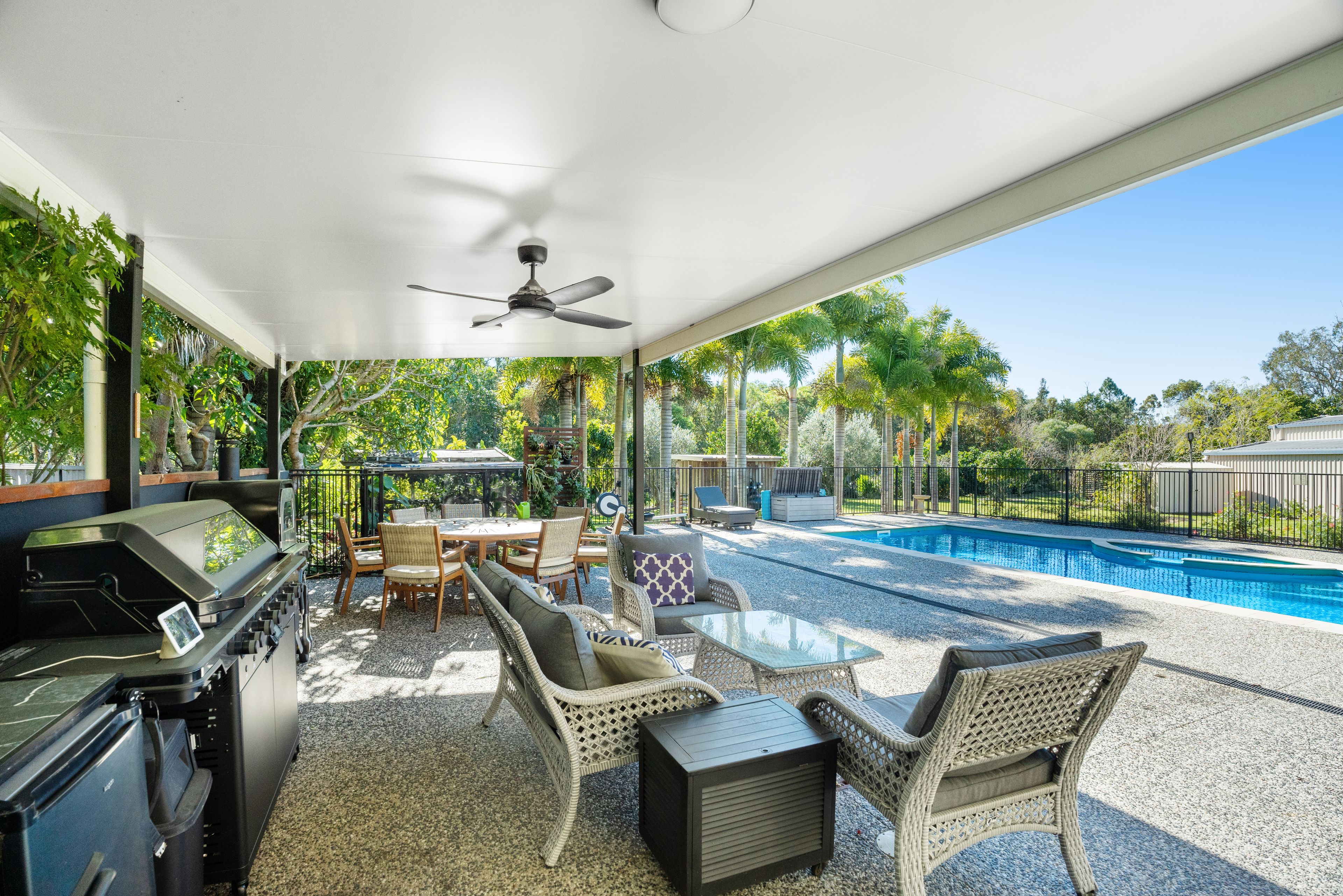 11 Scaroni Court, Ningi, QLD 4511