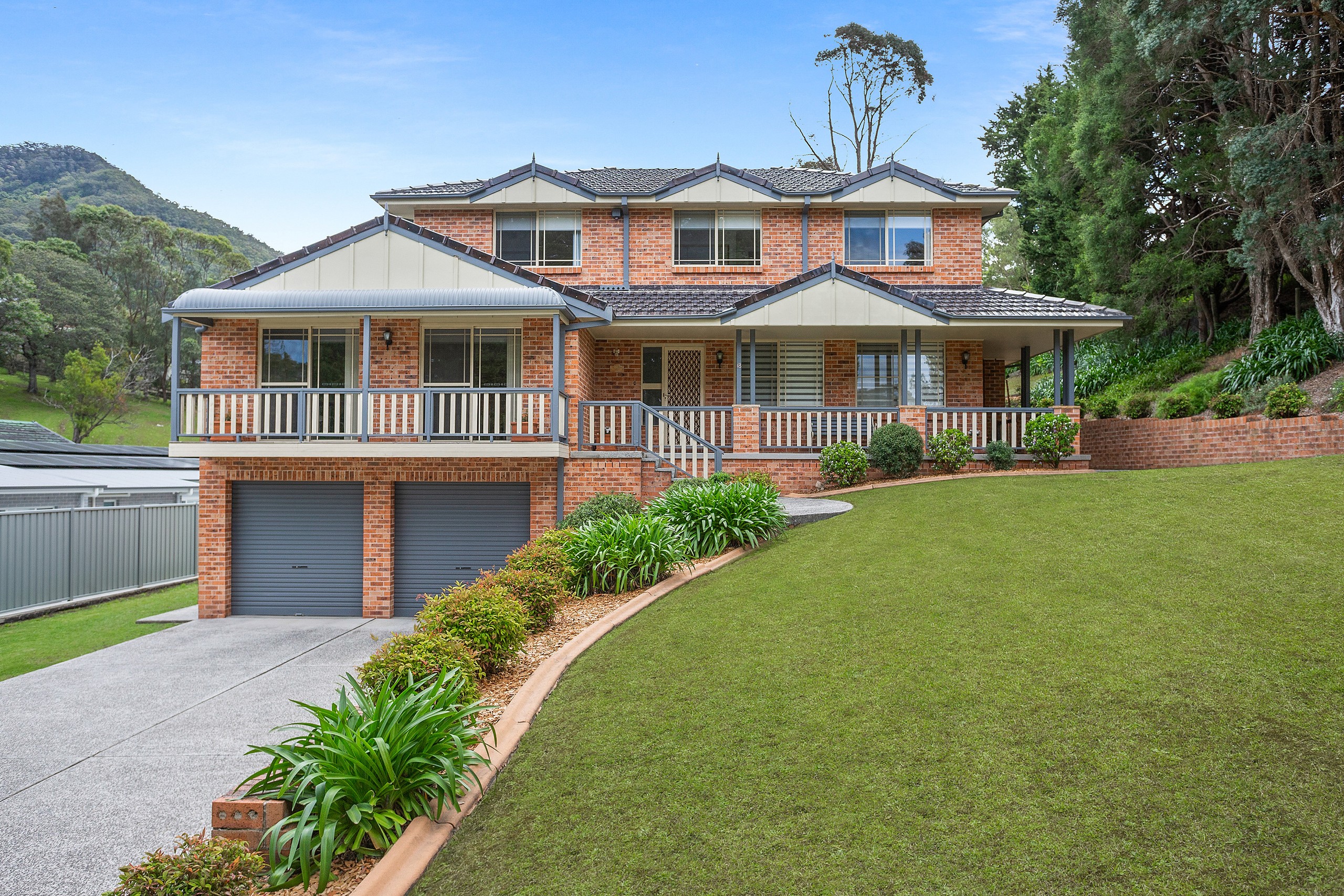 18 Jarrah Crescent, Cordeaux Heights, NSW 2526
