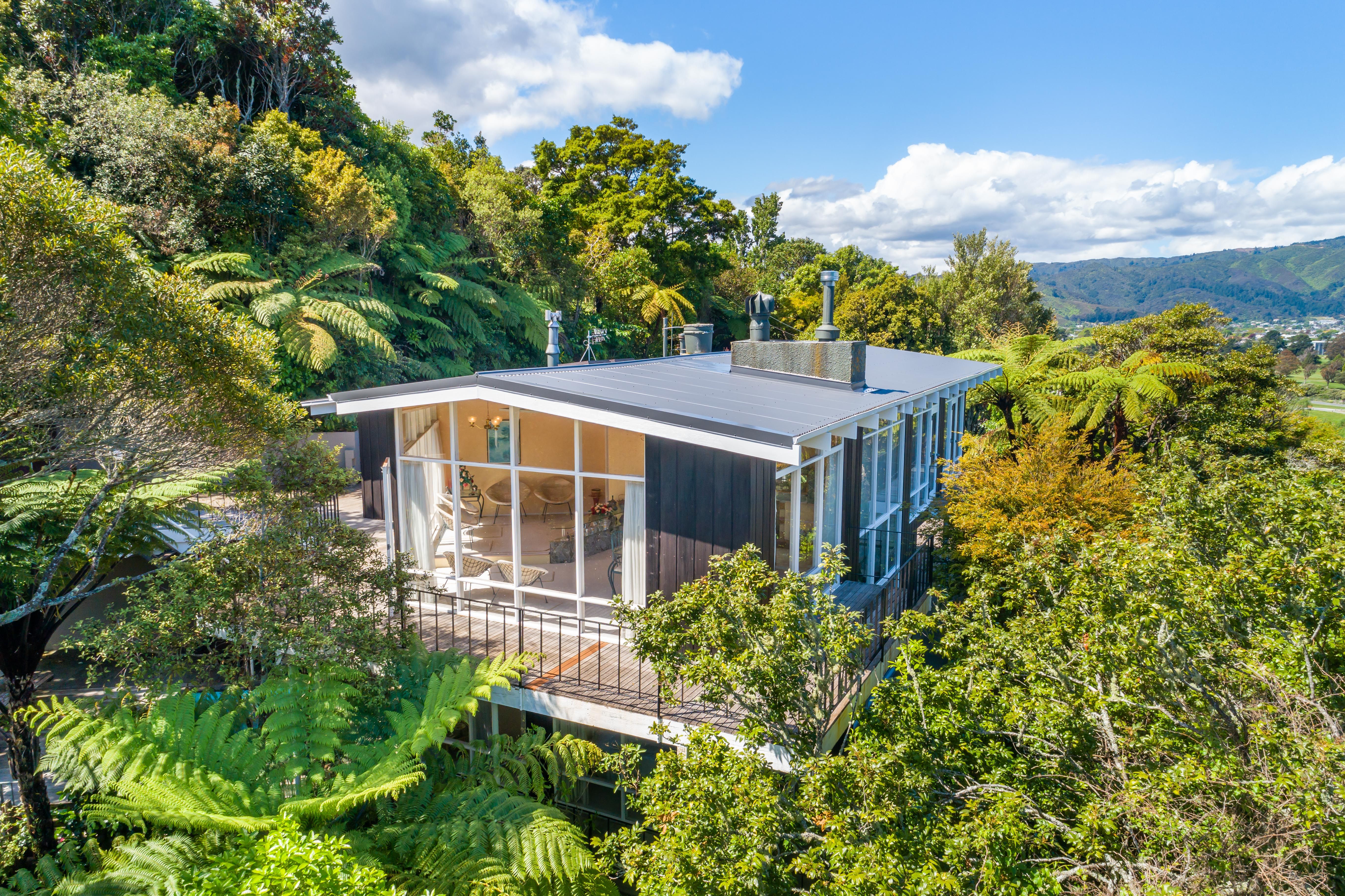 8 Natusch Road, Belmont, Lower Hutt City