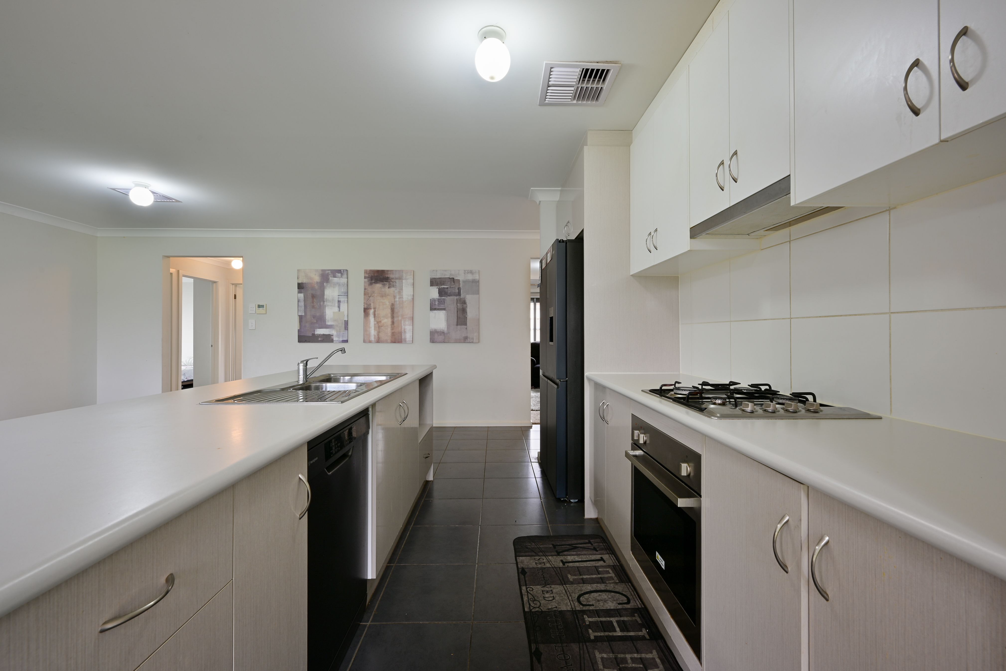22 Sherry Road — photo 9 of 18