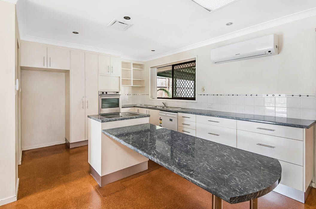 18 Minstrel Street, Kallangur, QLD 4503