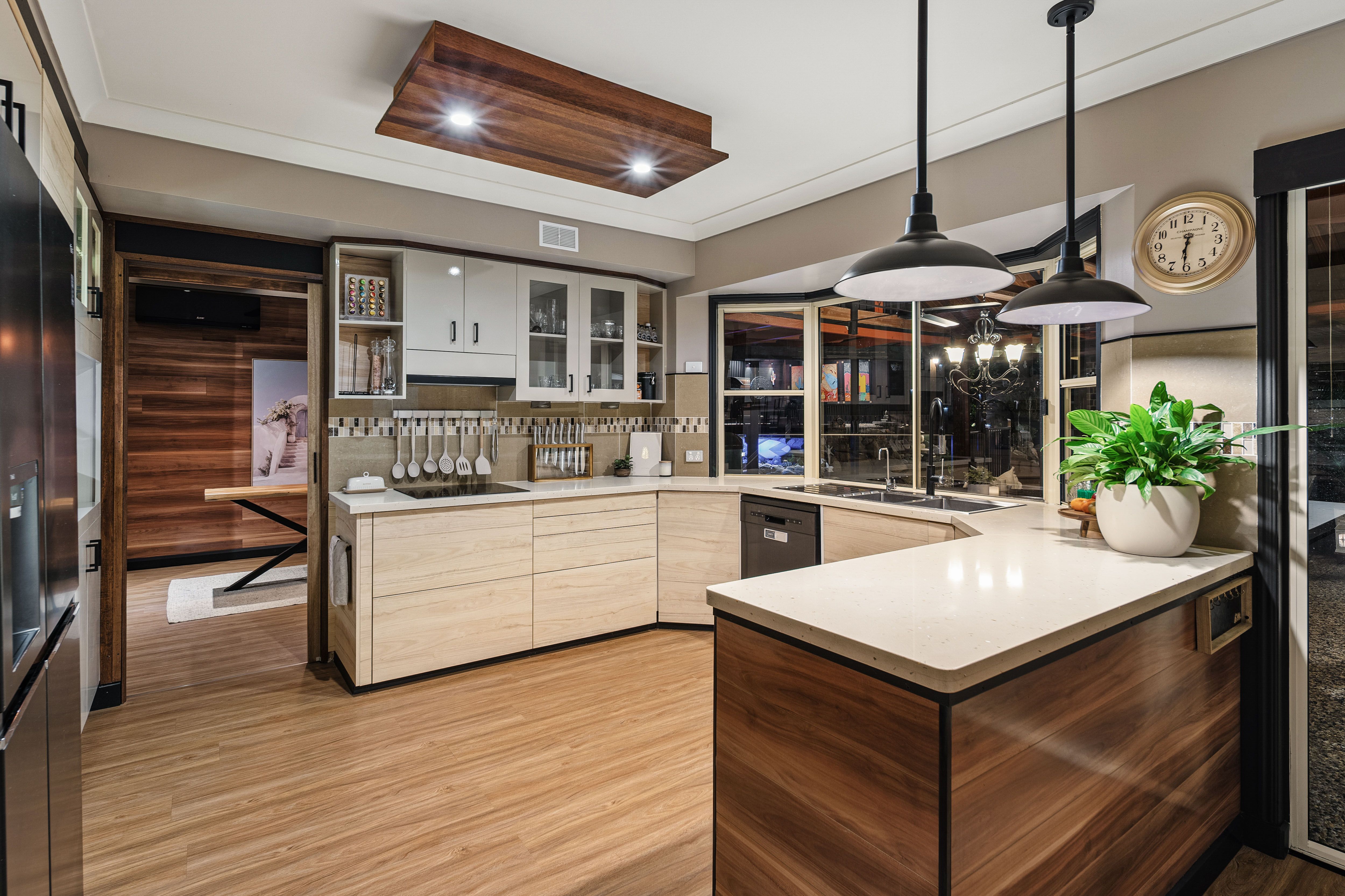 25 Turnberry Crescent — photo 10 of 30