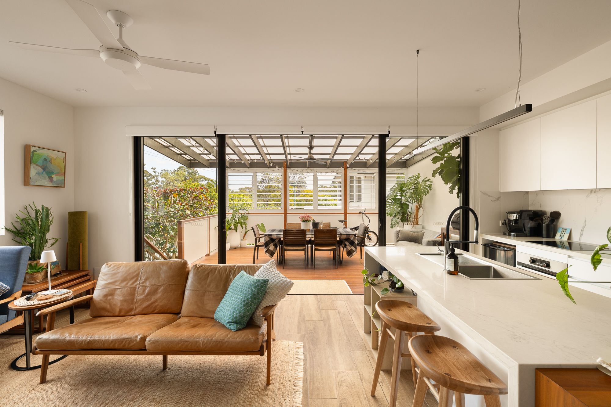 1/33 Burnaby Terrace — photo from Ray White New Farm