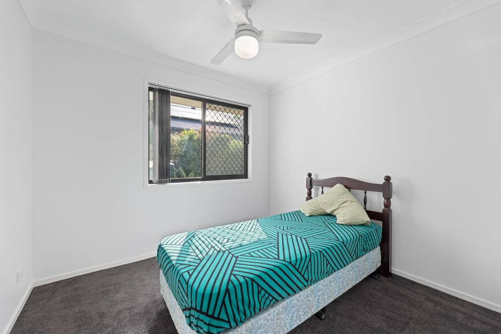 17 Newton Street — photo 11 of 25