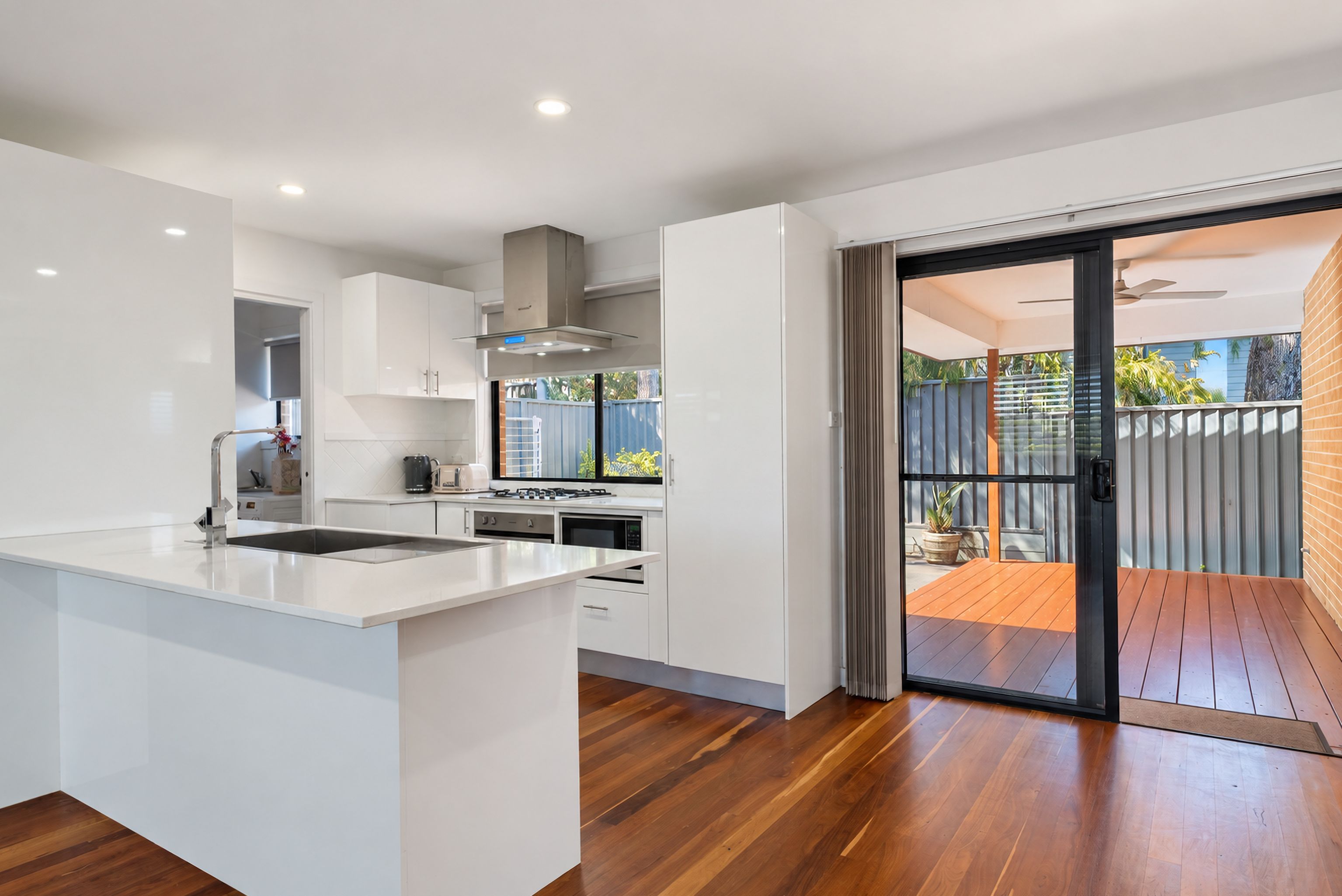 3B Eric Place — photo 12 of 21