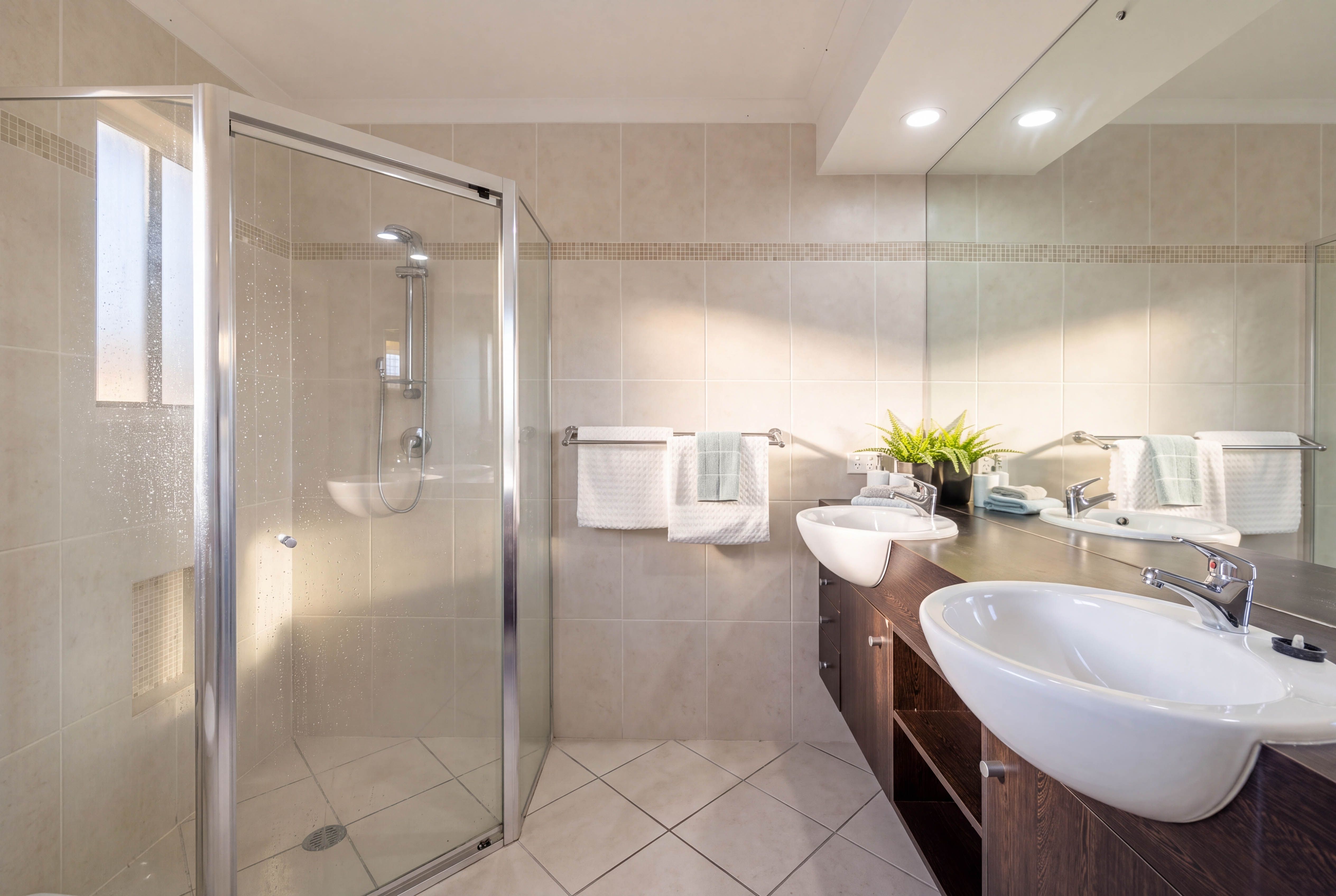 65 Kalimna Drive — photo 10 of 16