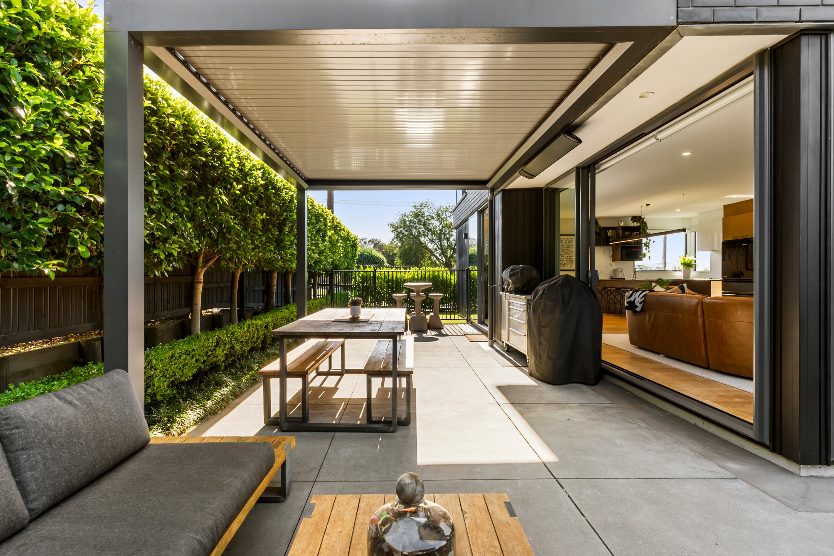 15 Silverton Avenue, Wai O Taiki Bay, Auckland City