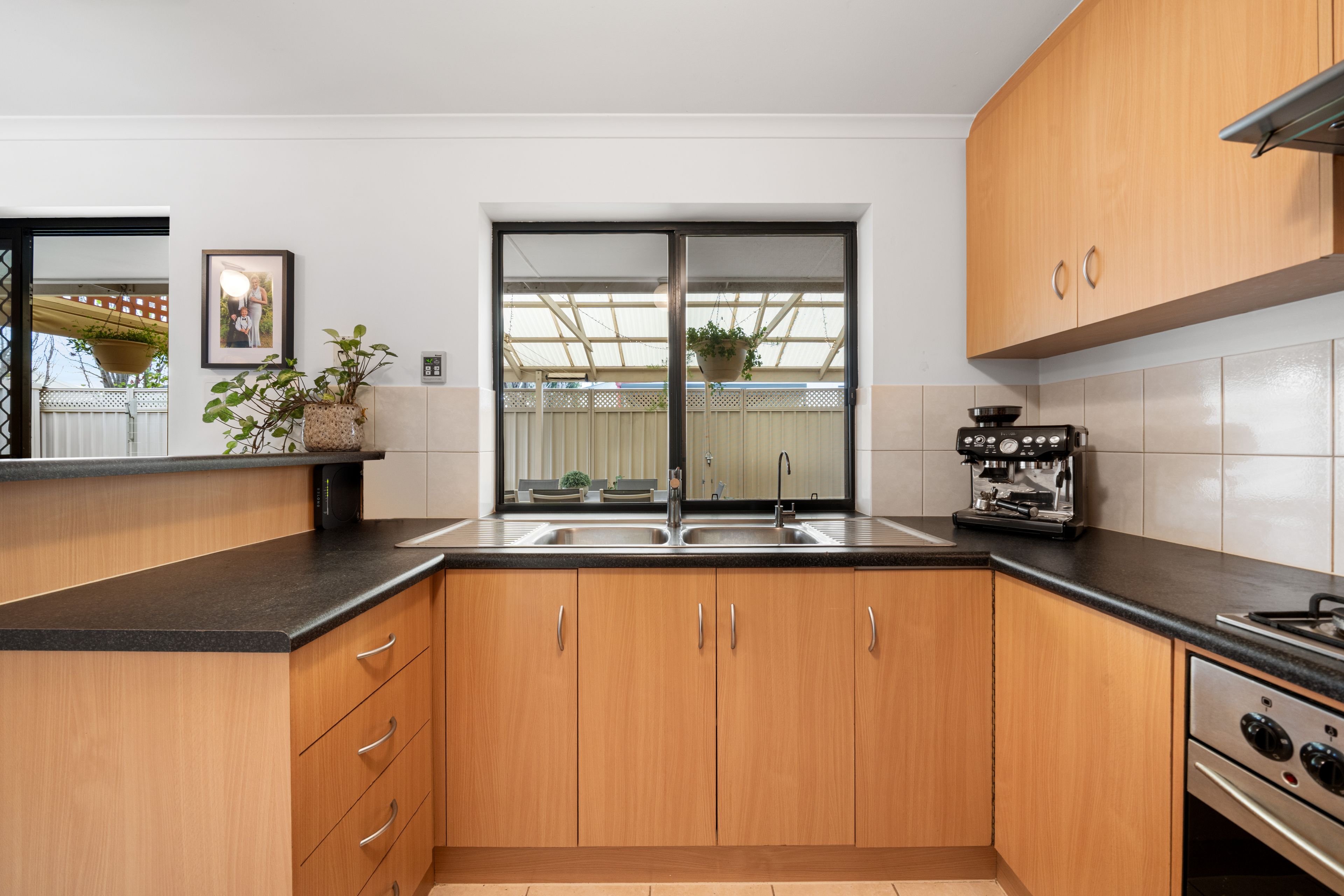 28 Hubbard Street — photo 6 of 18