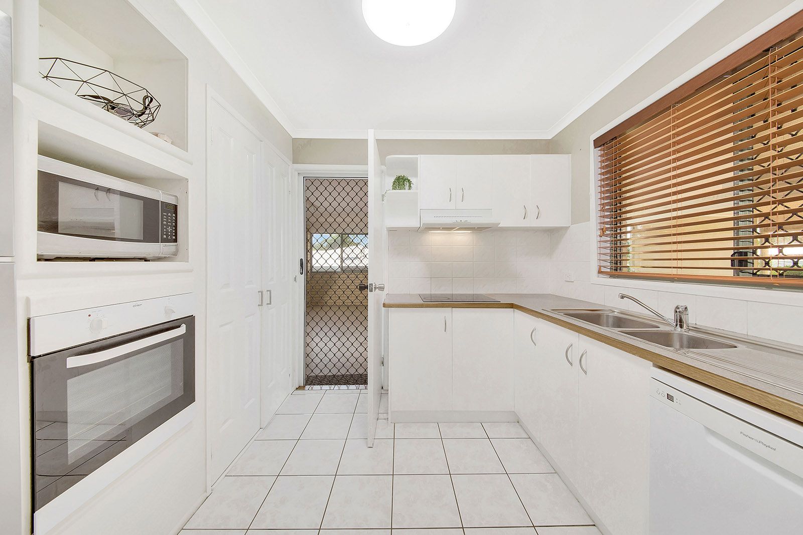 20 Wivenhoe Close, Clinton, QLD 4680