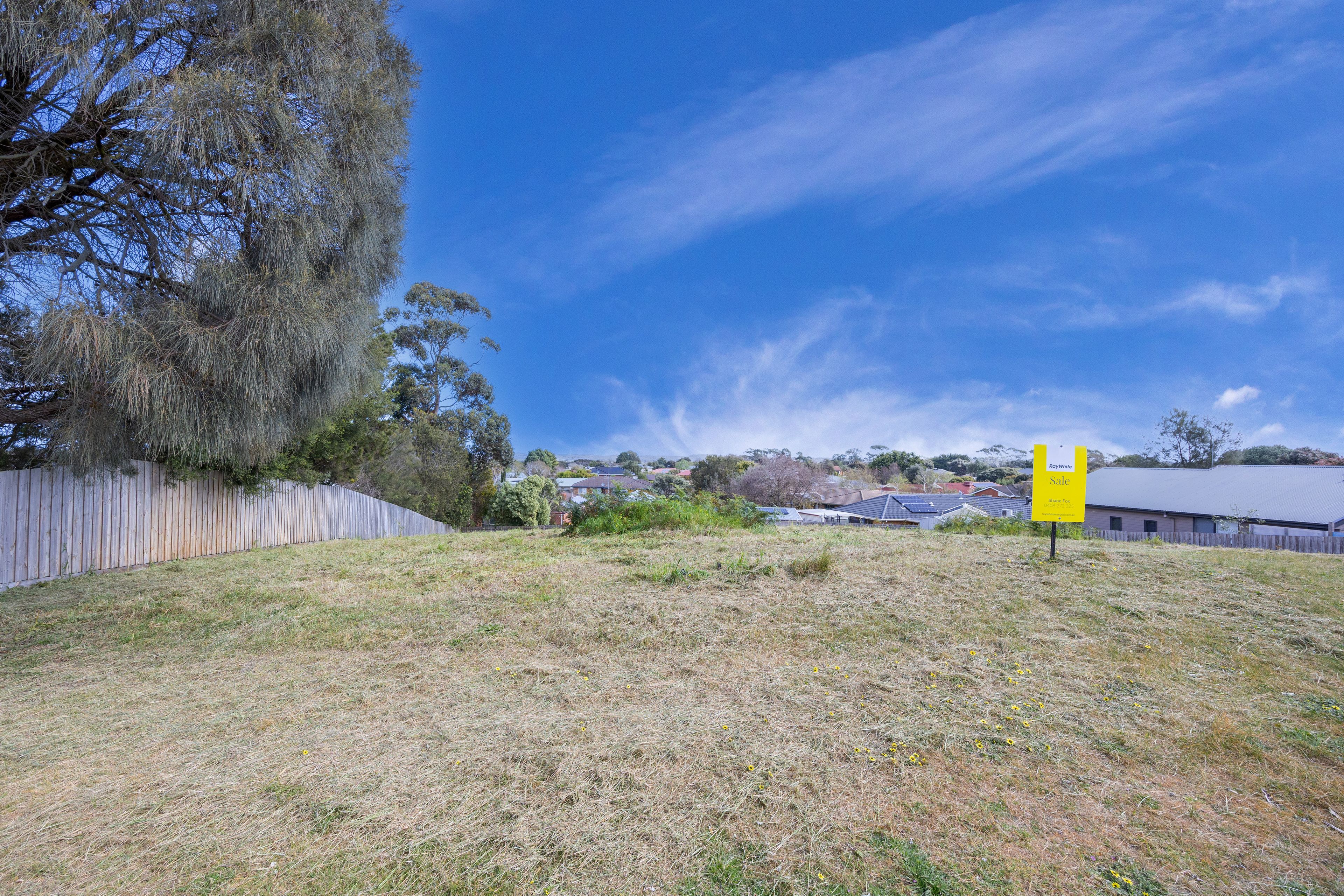 8 Currawong Court — photo 5 of 11