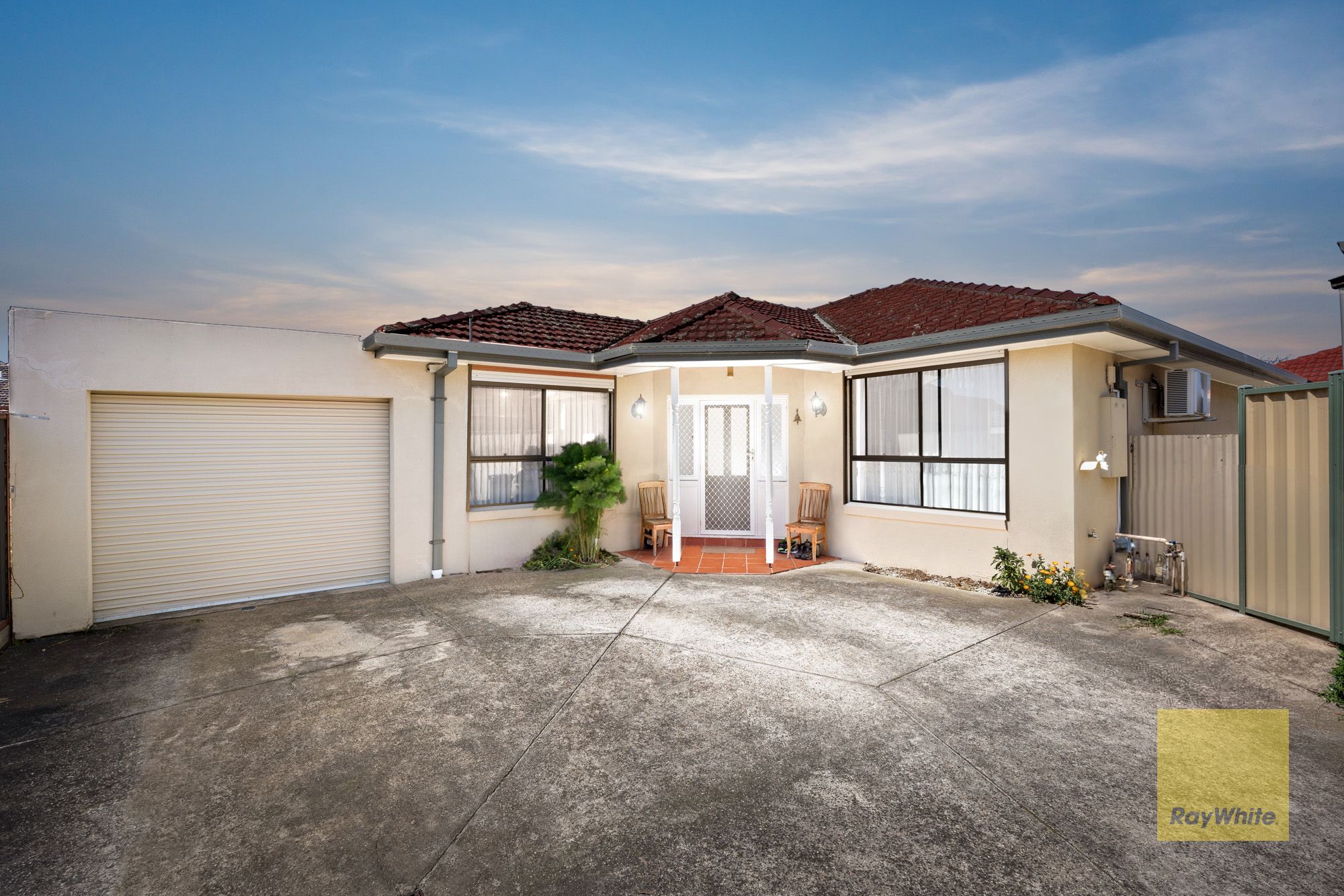 2/32 Adams Street, St Albans, VIC 3021