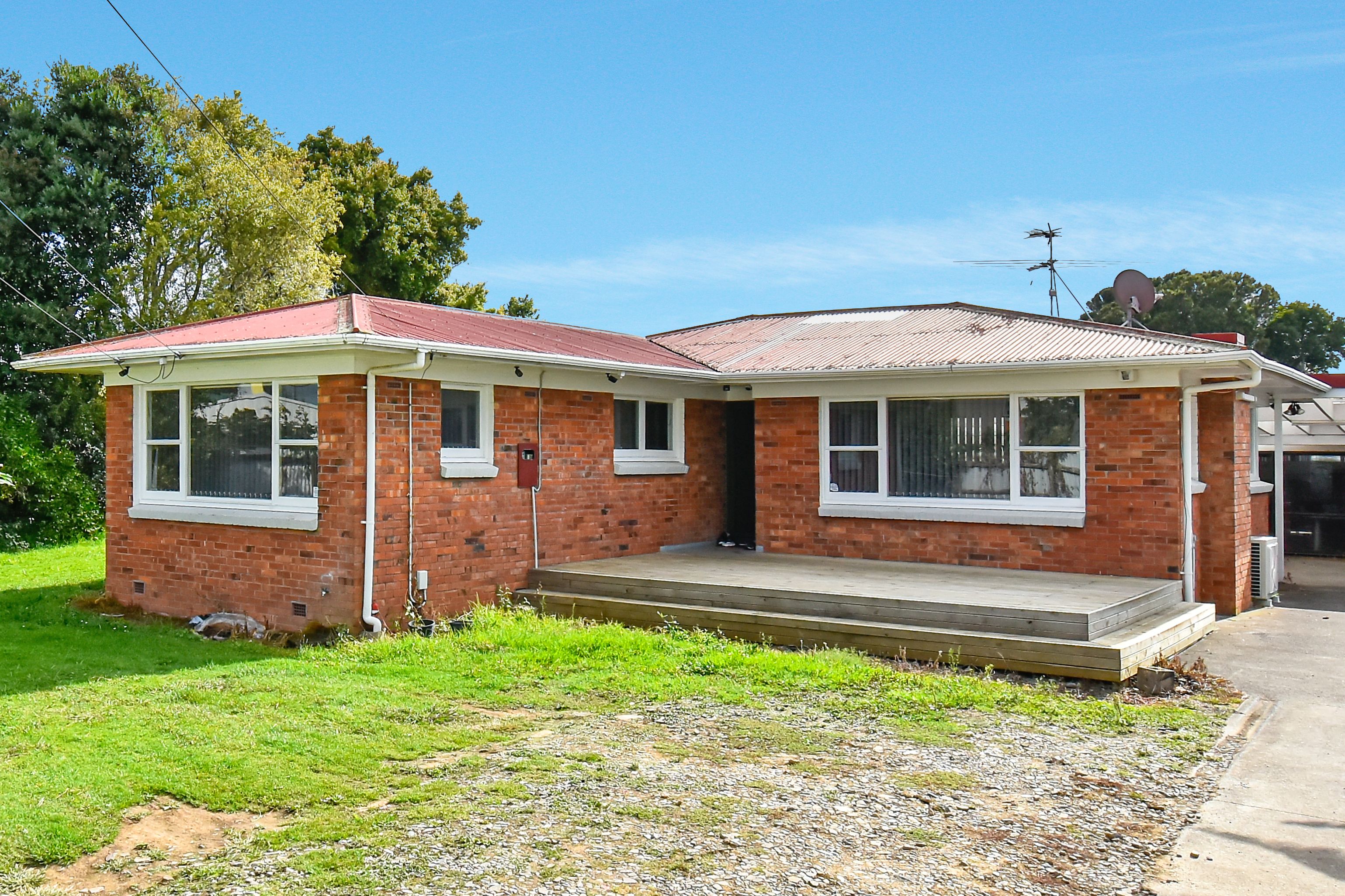 19a Clayton Avenue, Otara, Manukau City