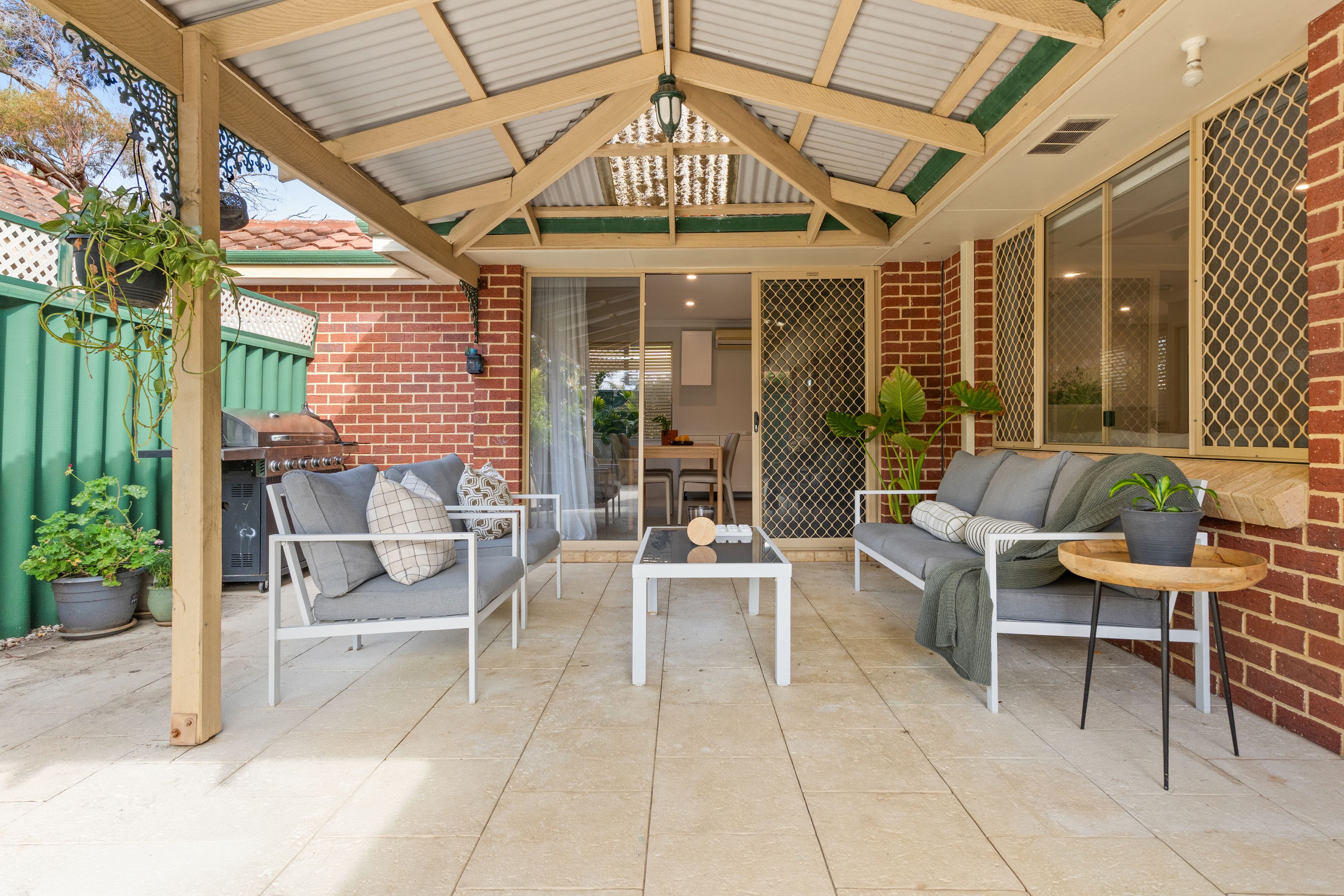 2/1 Langley Place — photo 18 of 19