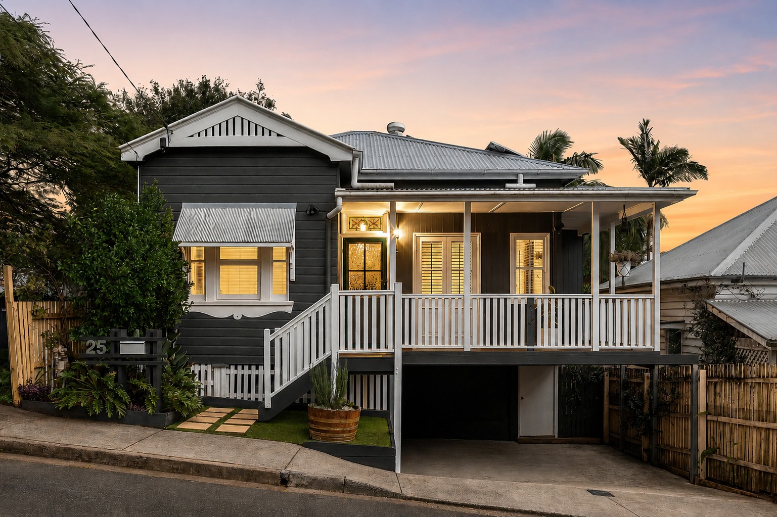 25 Kent Street, Red Hill, QLD 4059