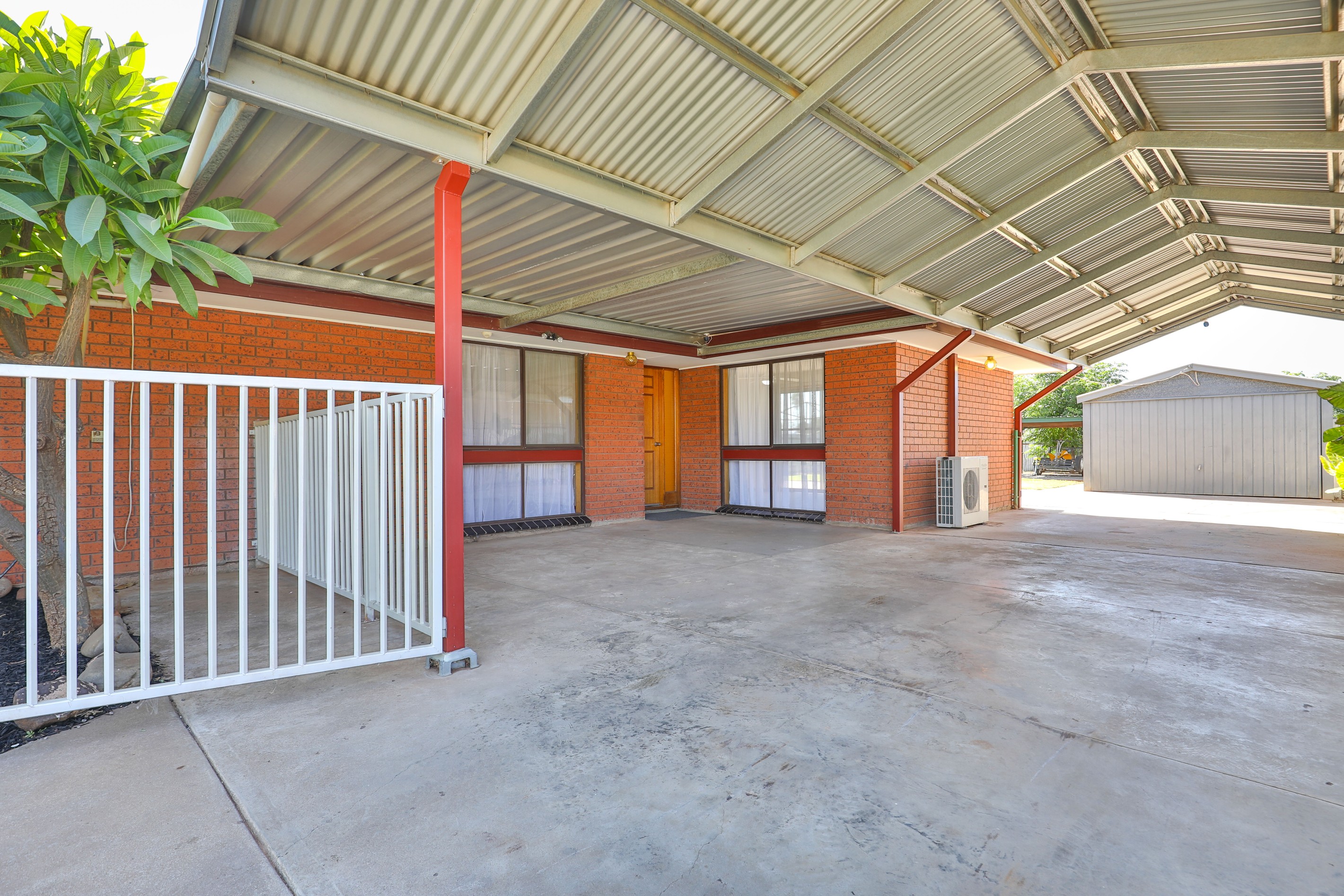 4 Dennis Avenue, Mildura, VIC 3500