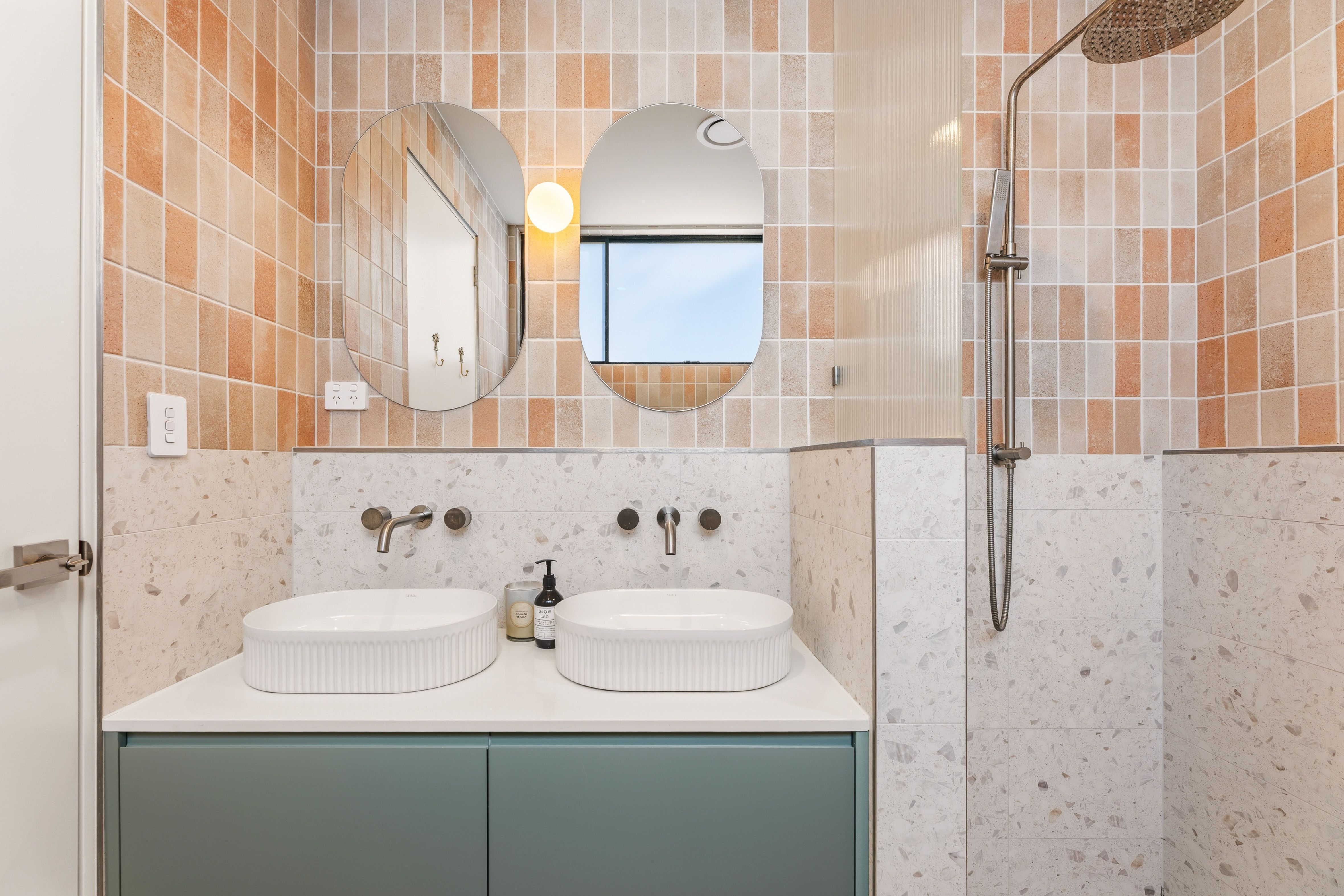 23A Shorland Avenue — photo 9 of 10
