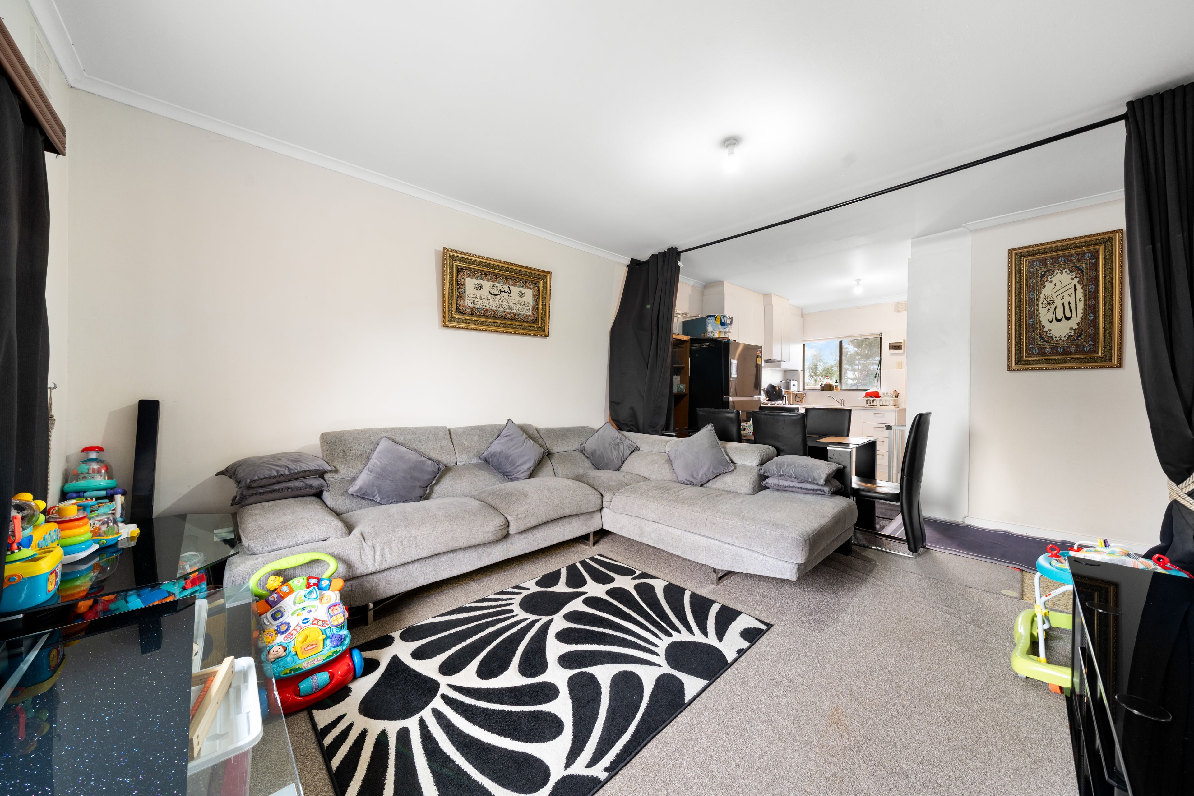 1-6/21 Tait Street — photo 19 of 30