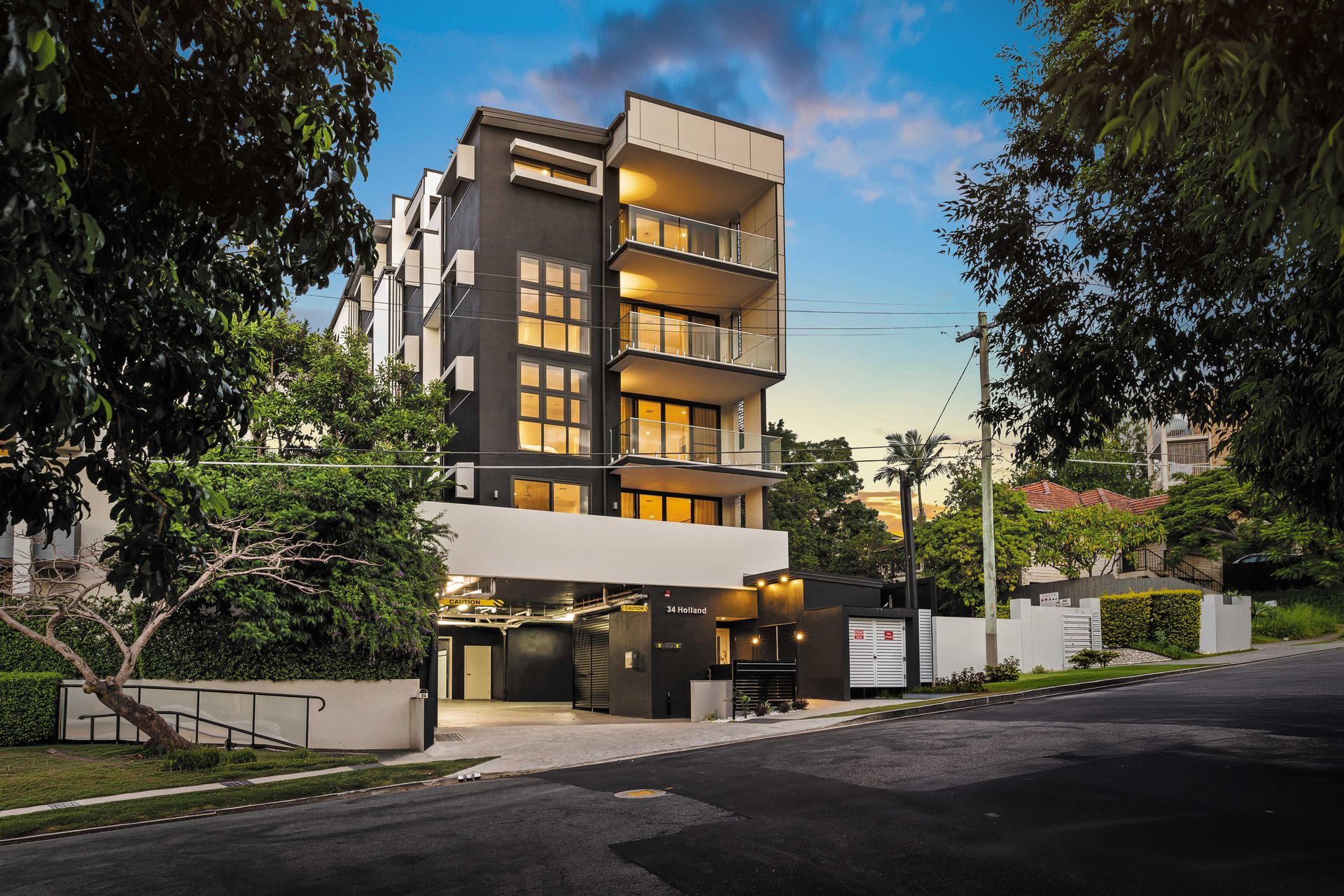34 Holland Street, Toowong QLD 4066