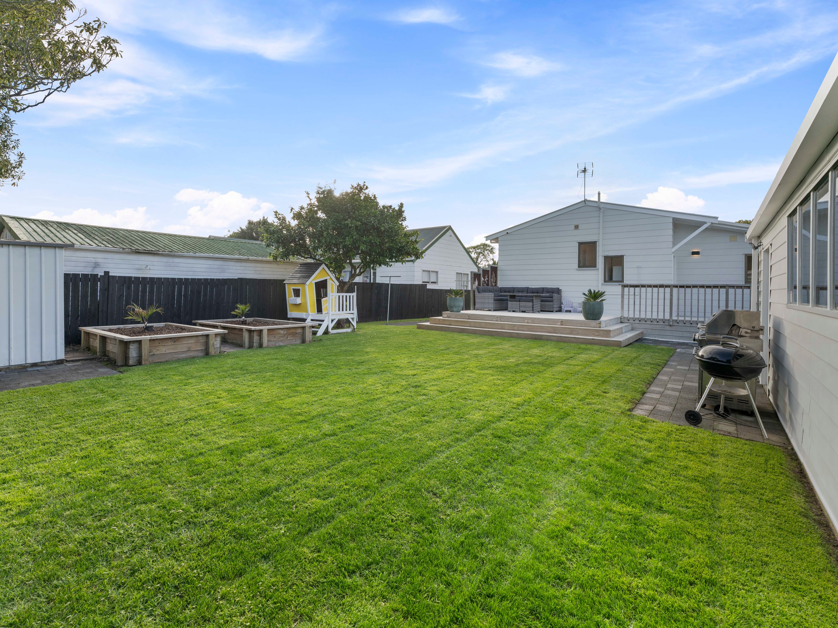 10 Bluewater Place, Wattle Downs, Manukau City