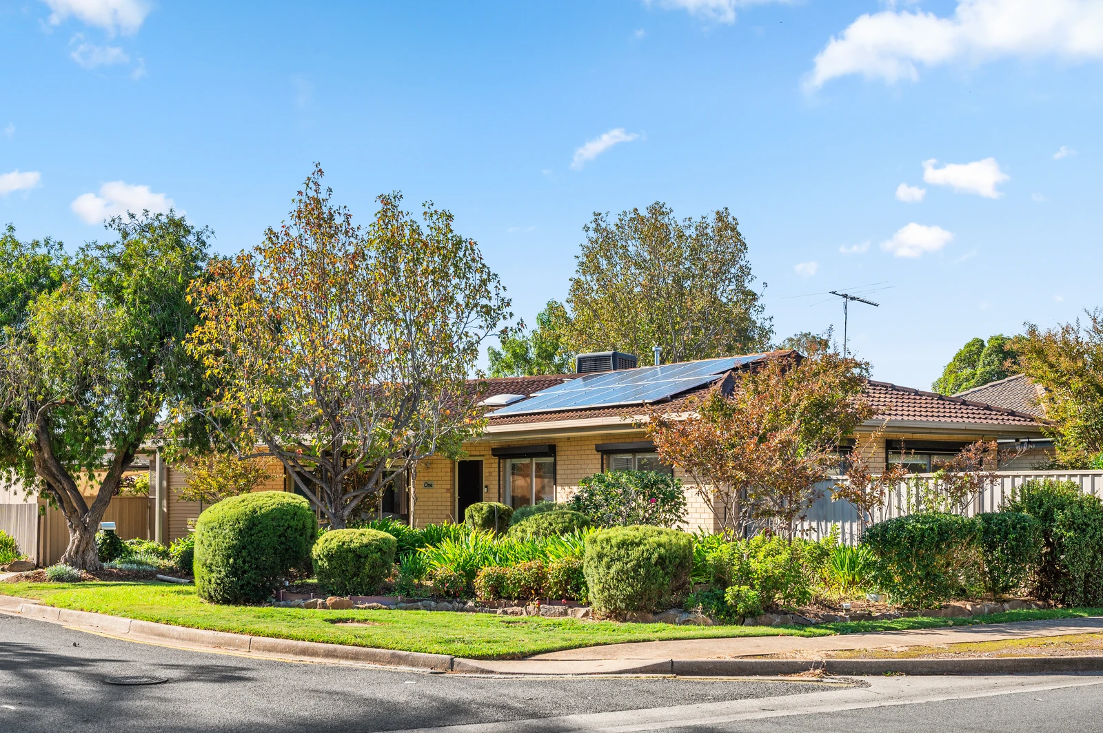 1 Evans Crescent, Oaklands Park, SA 5046