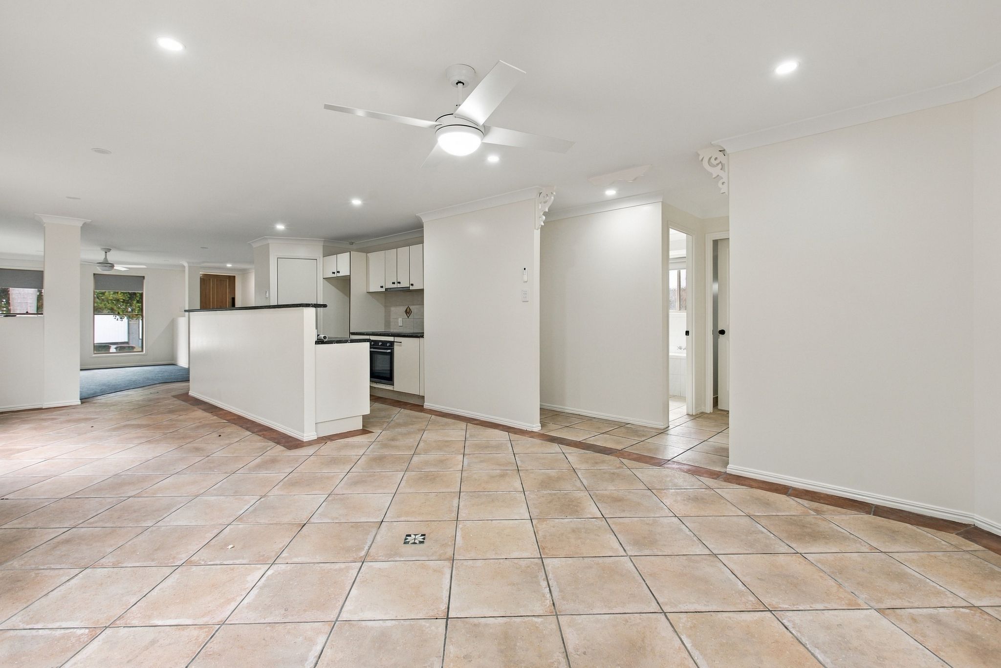 5 Drummond Court — photo 3 of 13