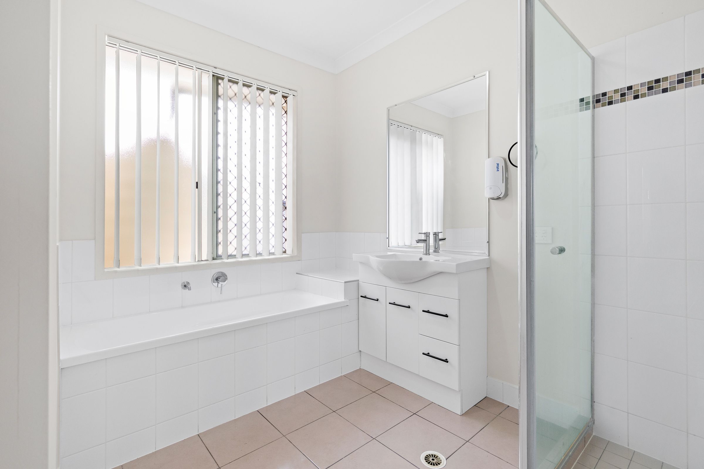 16 Iris Court — photo 10 of 20